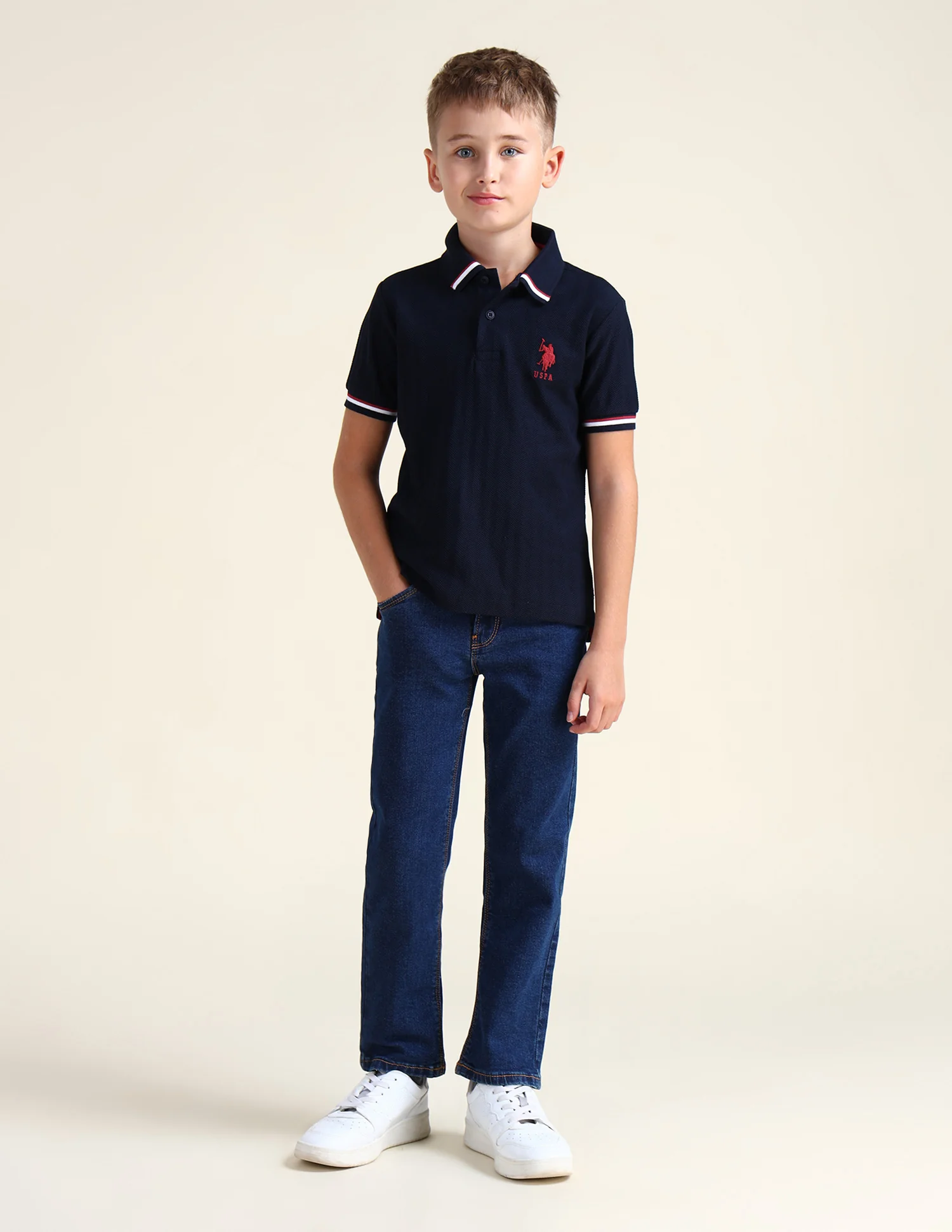 Boys Textured Slim Fit Polo Shirt - Image 3
