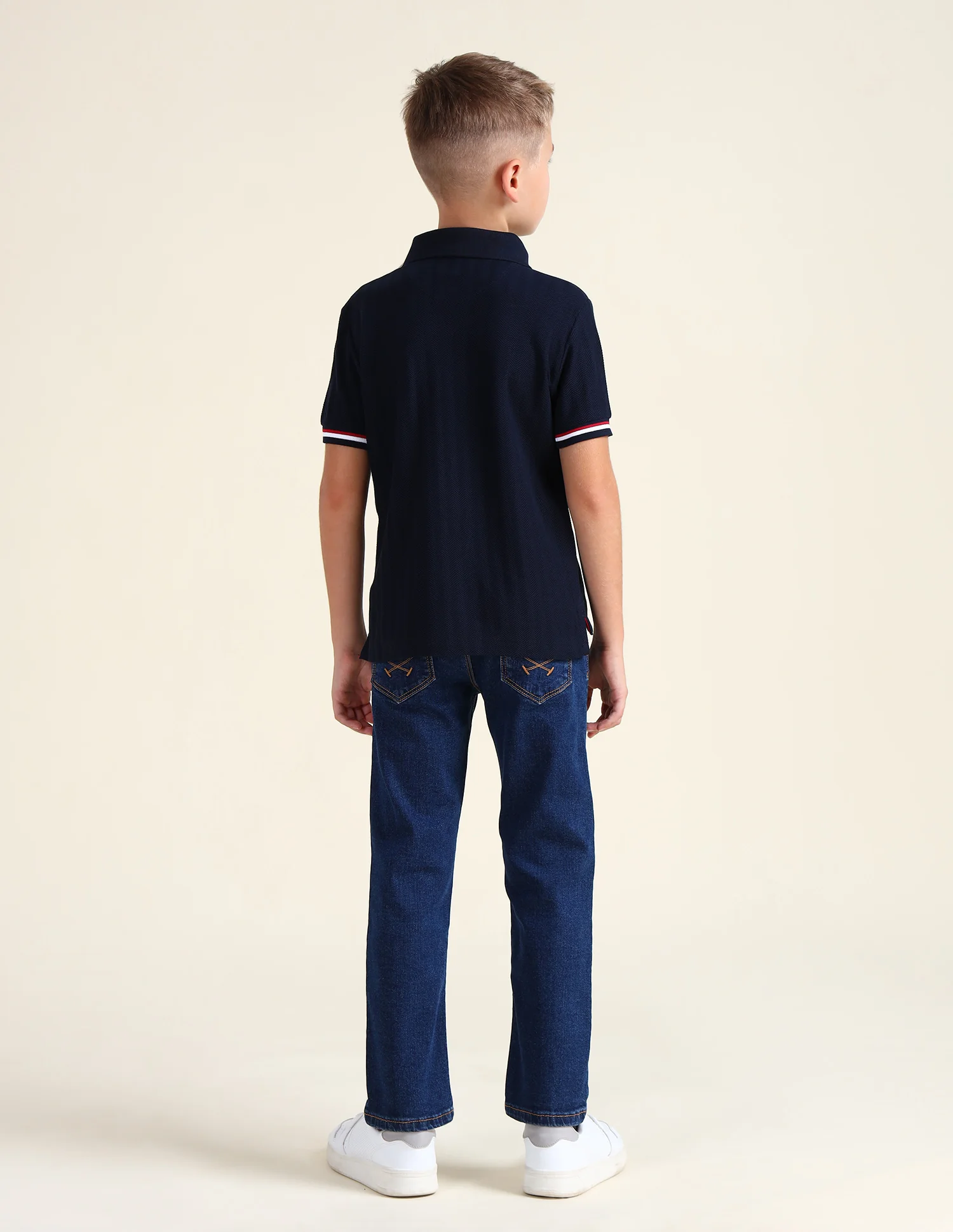 Boys Textured Slim Fit Polo Shirt - Image 4