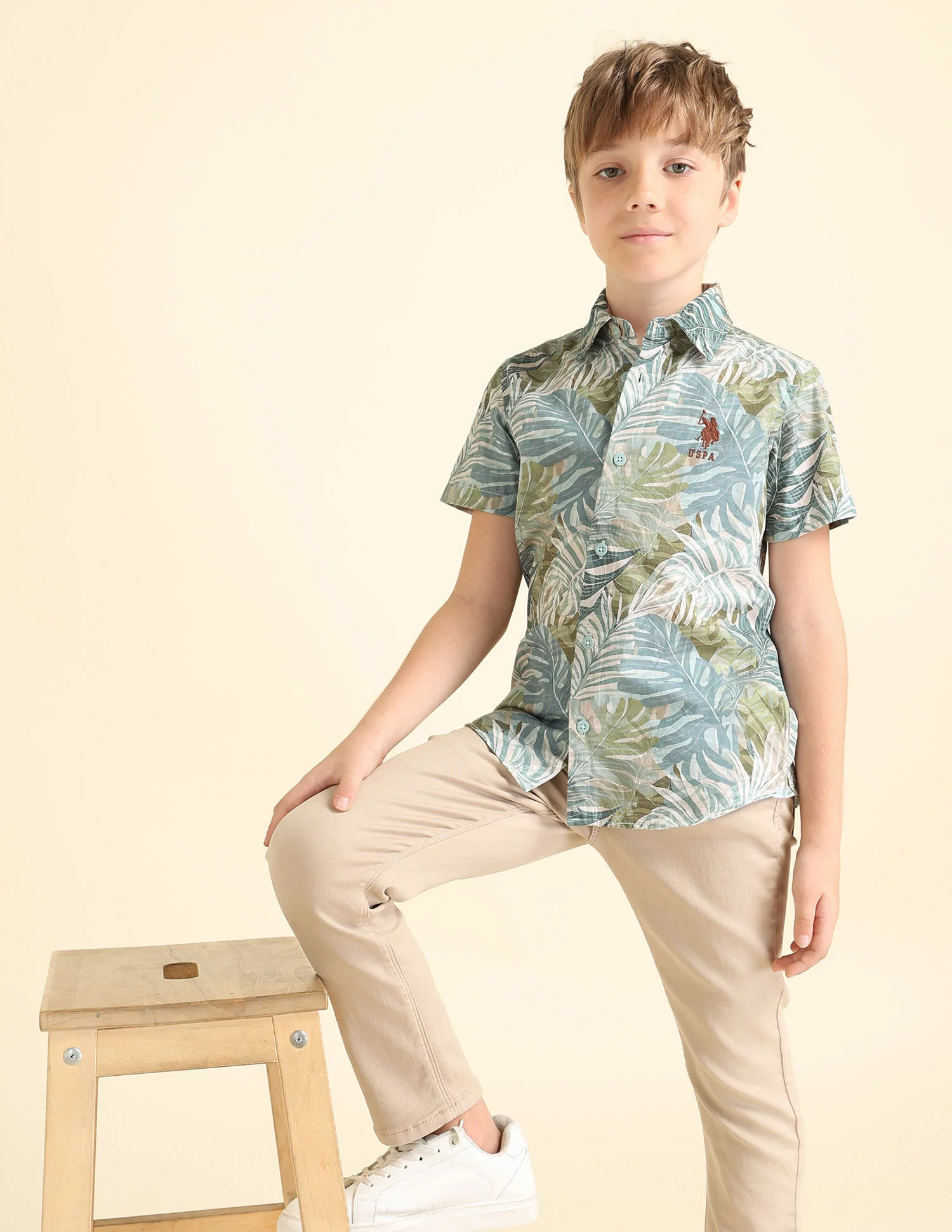 Boys Tropical Printed Regular Fit Shirt