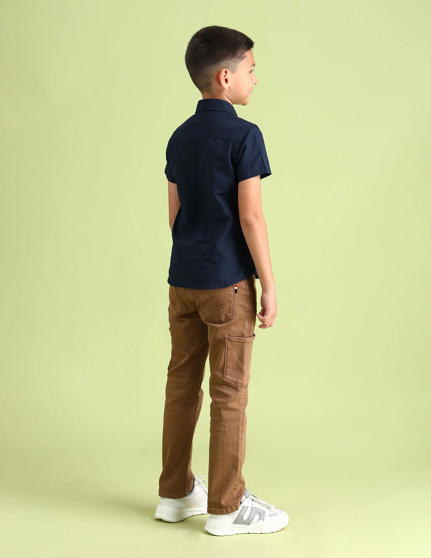 Dobby Regular Fit Solid Shirt - Image 4