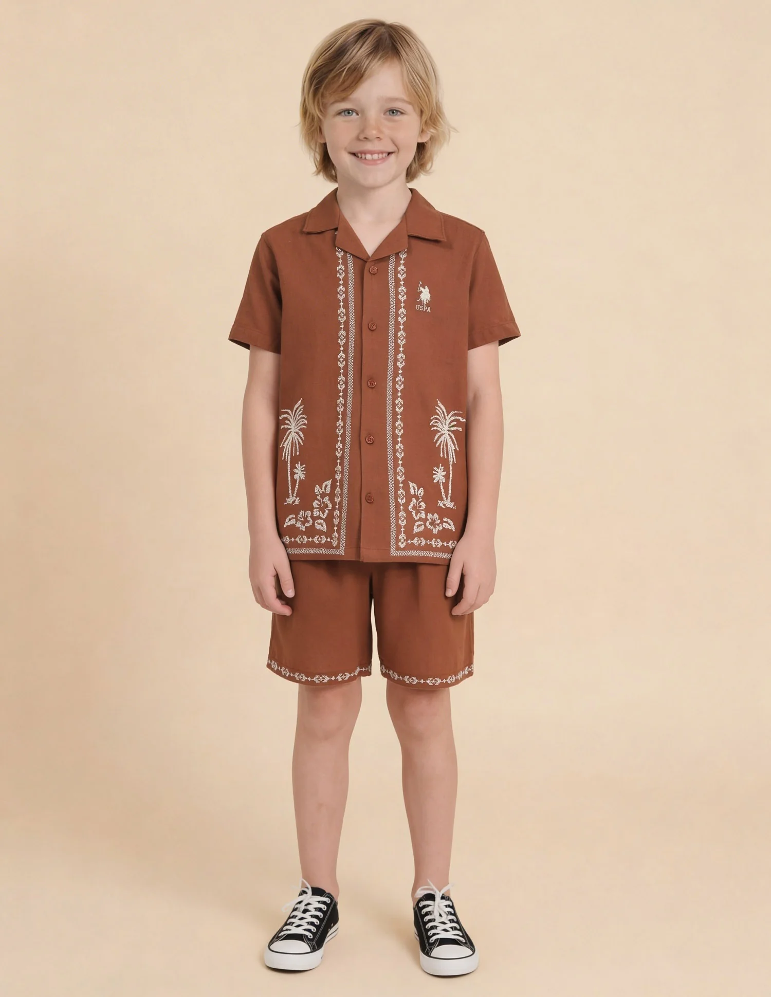 Floral Embroidered Regular Fit Shirt - Image 3