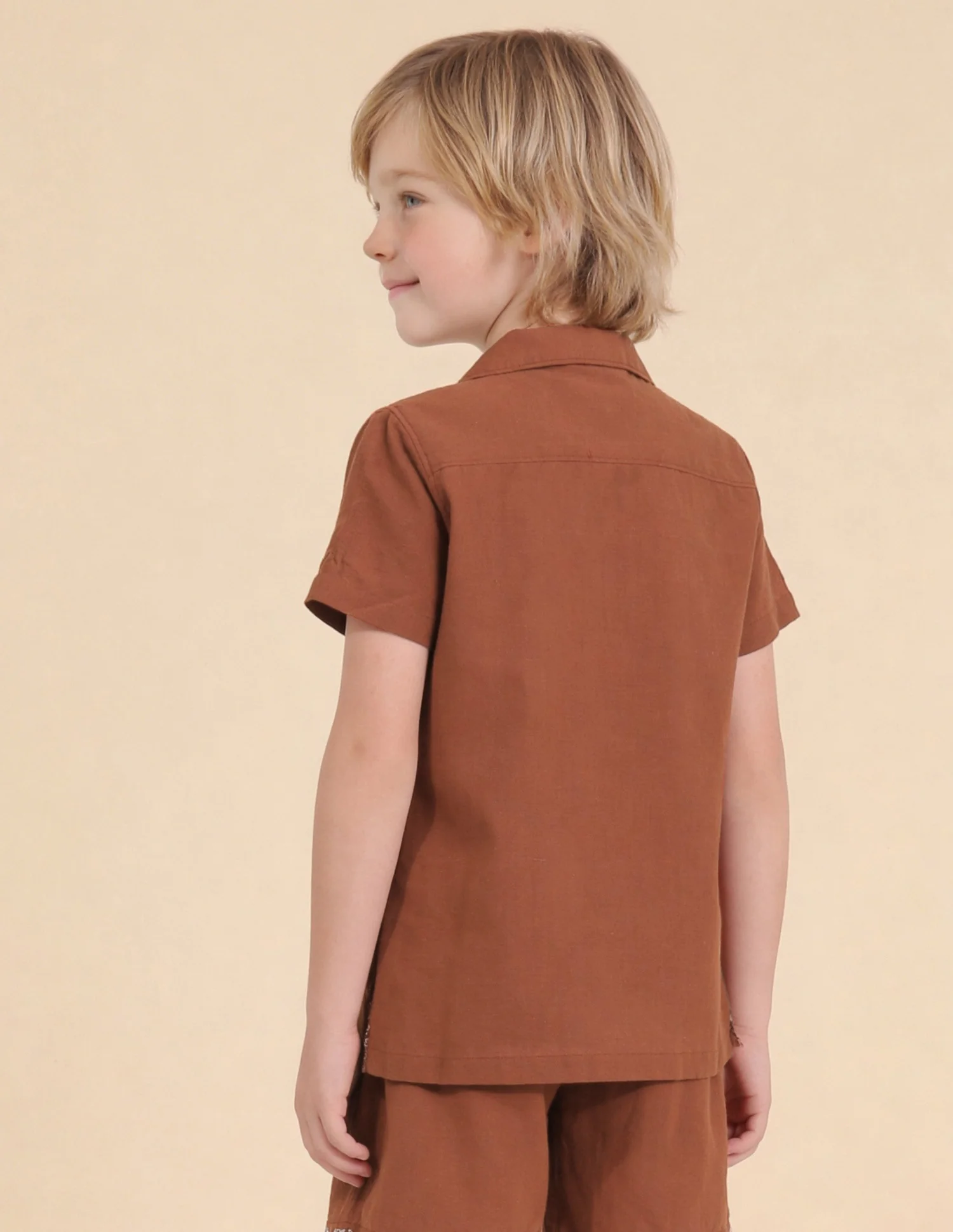 Floral Embroidered Regular Fit Shirt - Image 5