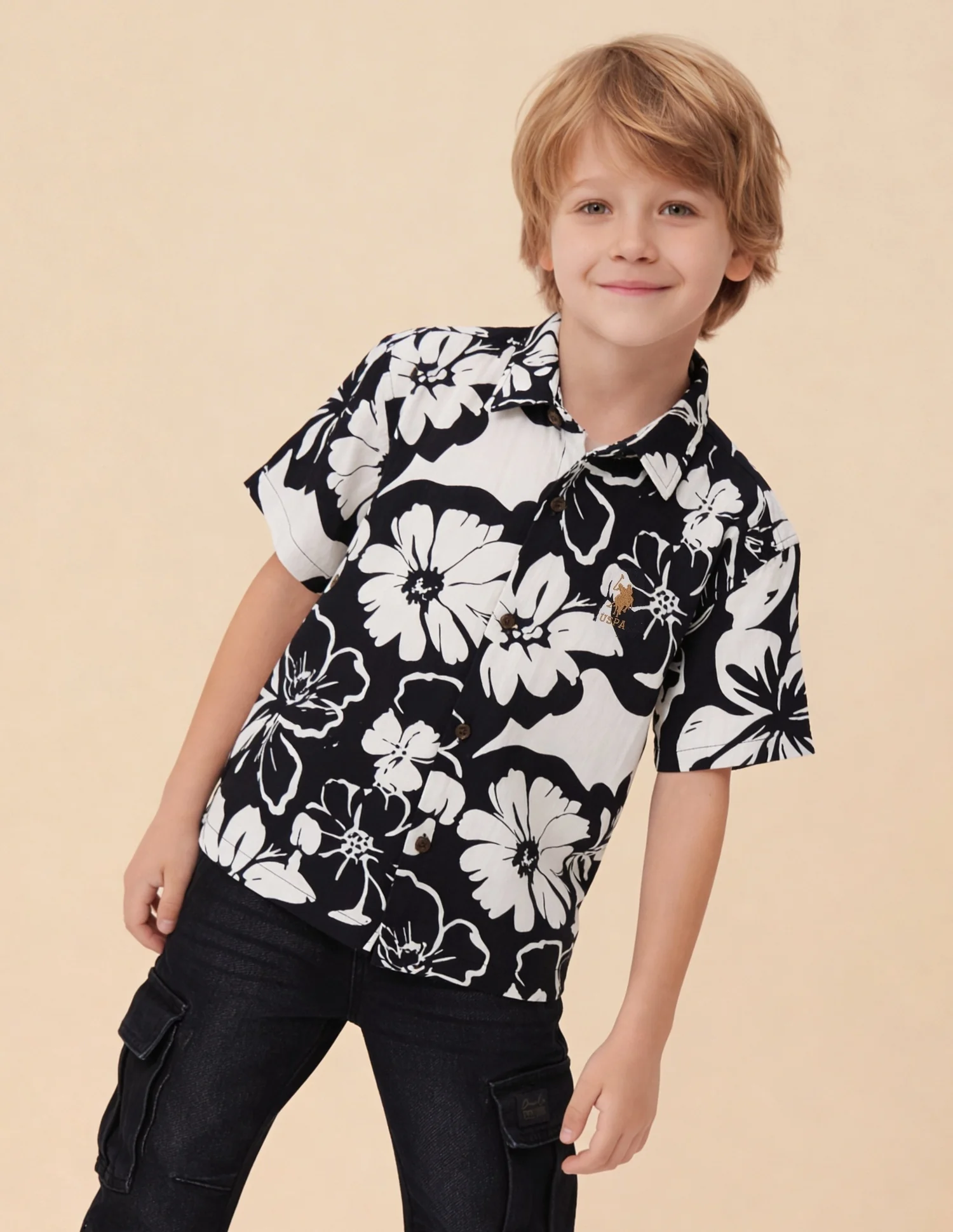 Floral Printed Boxy Fit Shirt - Image 4