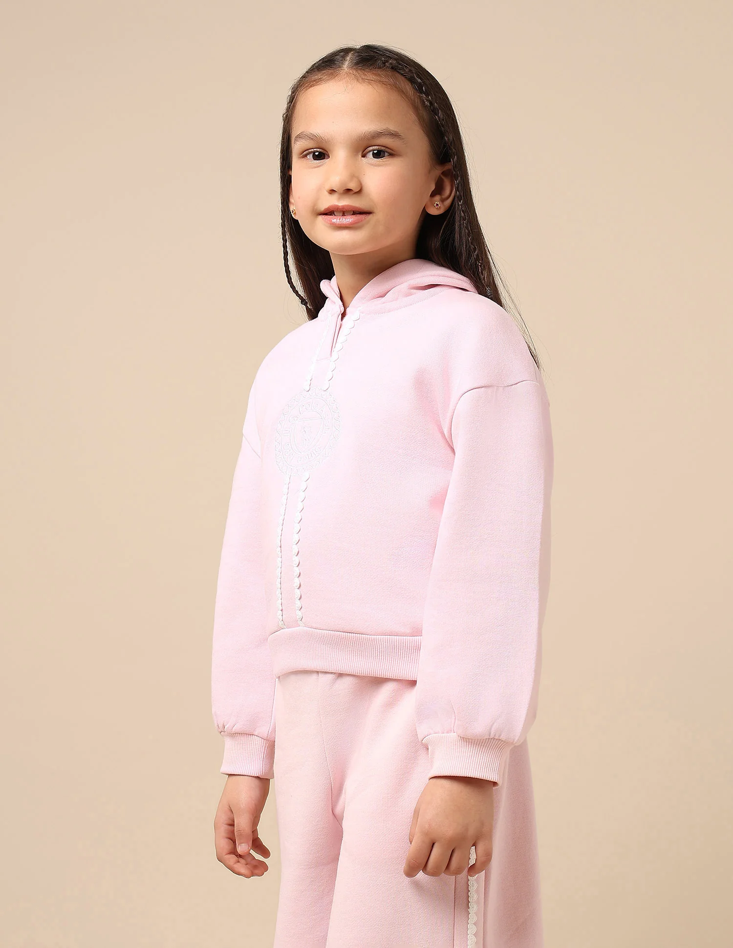 Girls Brand Embroidered Regular Fit Sweatshirt - Image 8