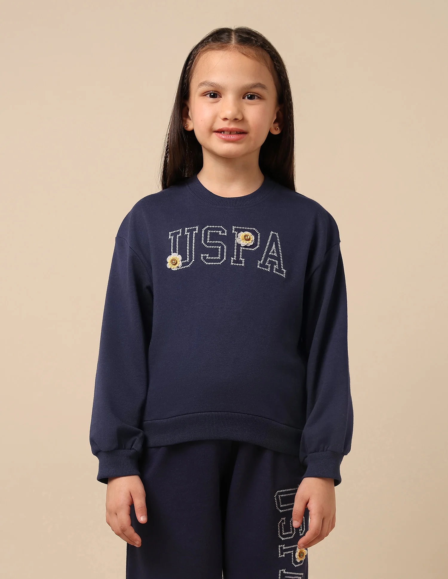 Girls Brand Embroidered Regular Fit Sweatshirt - Image 6