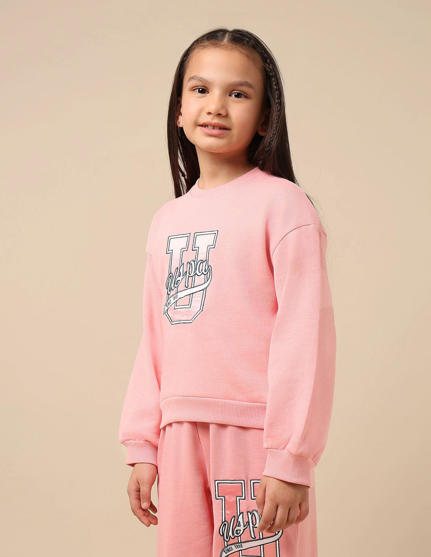 Girls Brand Embroidered Regular Fit Sweatshirt - Image 4