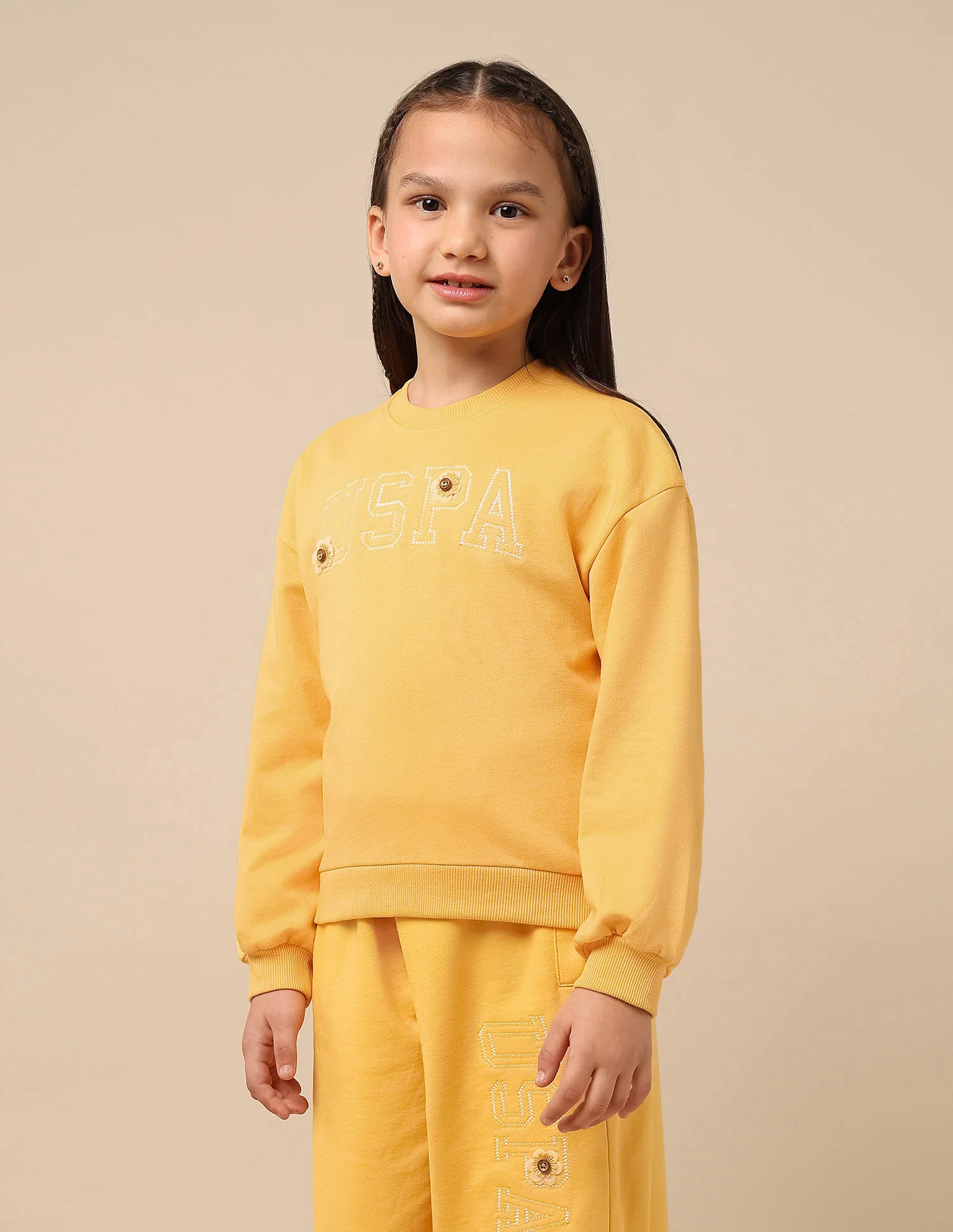 Girls Brand Embroidered Regular Fit Sweatshirt - Image 4