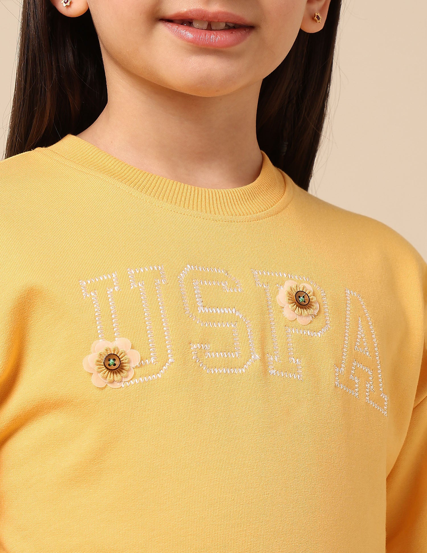 Girls Brand Embroidered Regular Fit Sweatshirt - Image 7