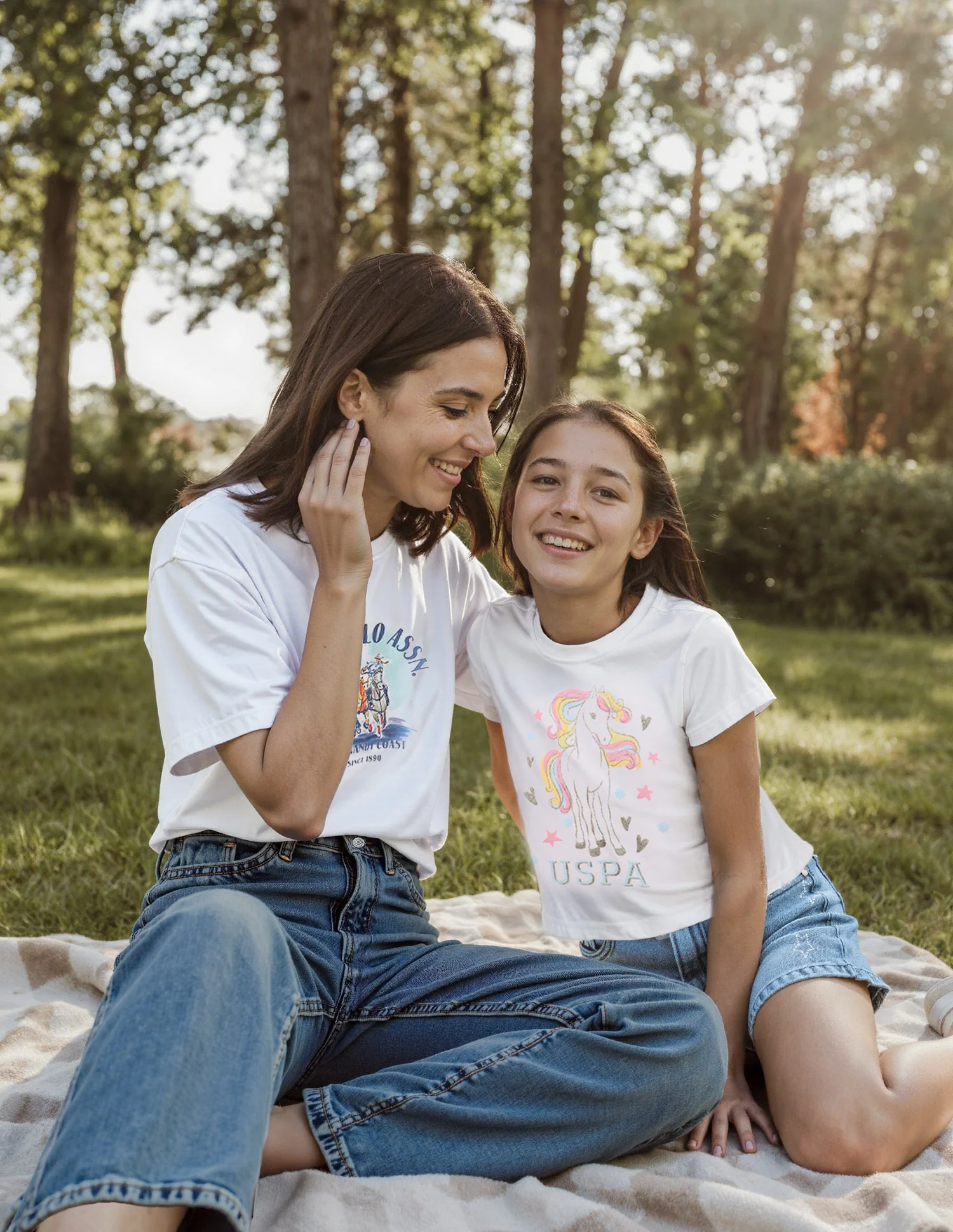 Girls Brand Printed Regular Fit T-Shirt - Image 2