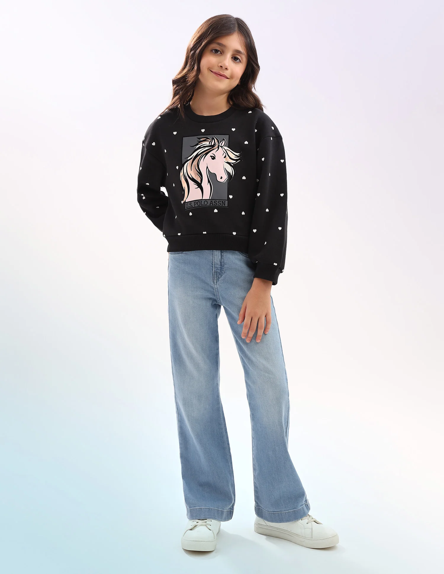 Girls Graphic Printed Regular Fit Sweatshirt - Image 3