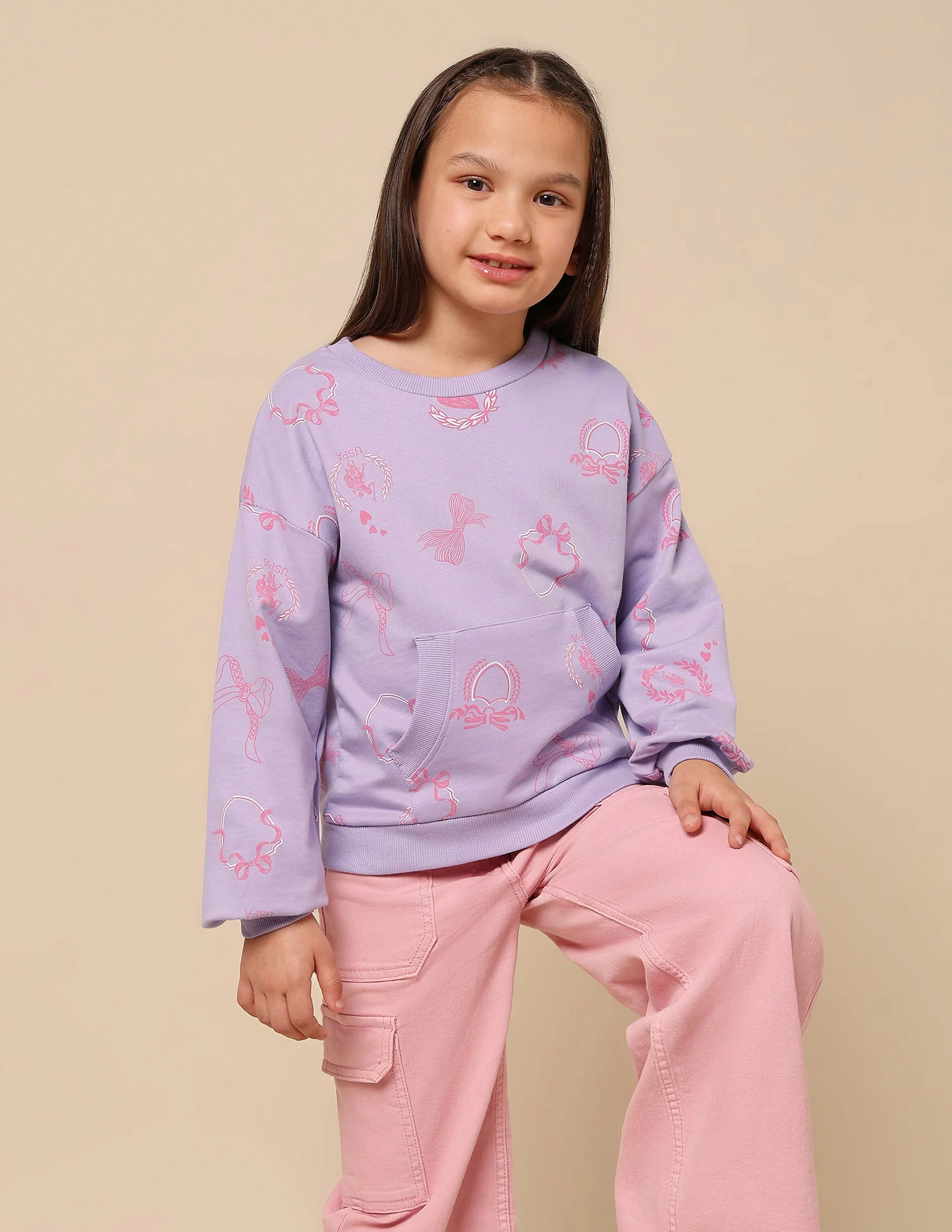 Girls Graphic Printed Regular Fit Sweatshirt