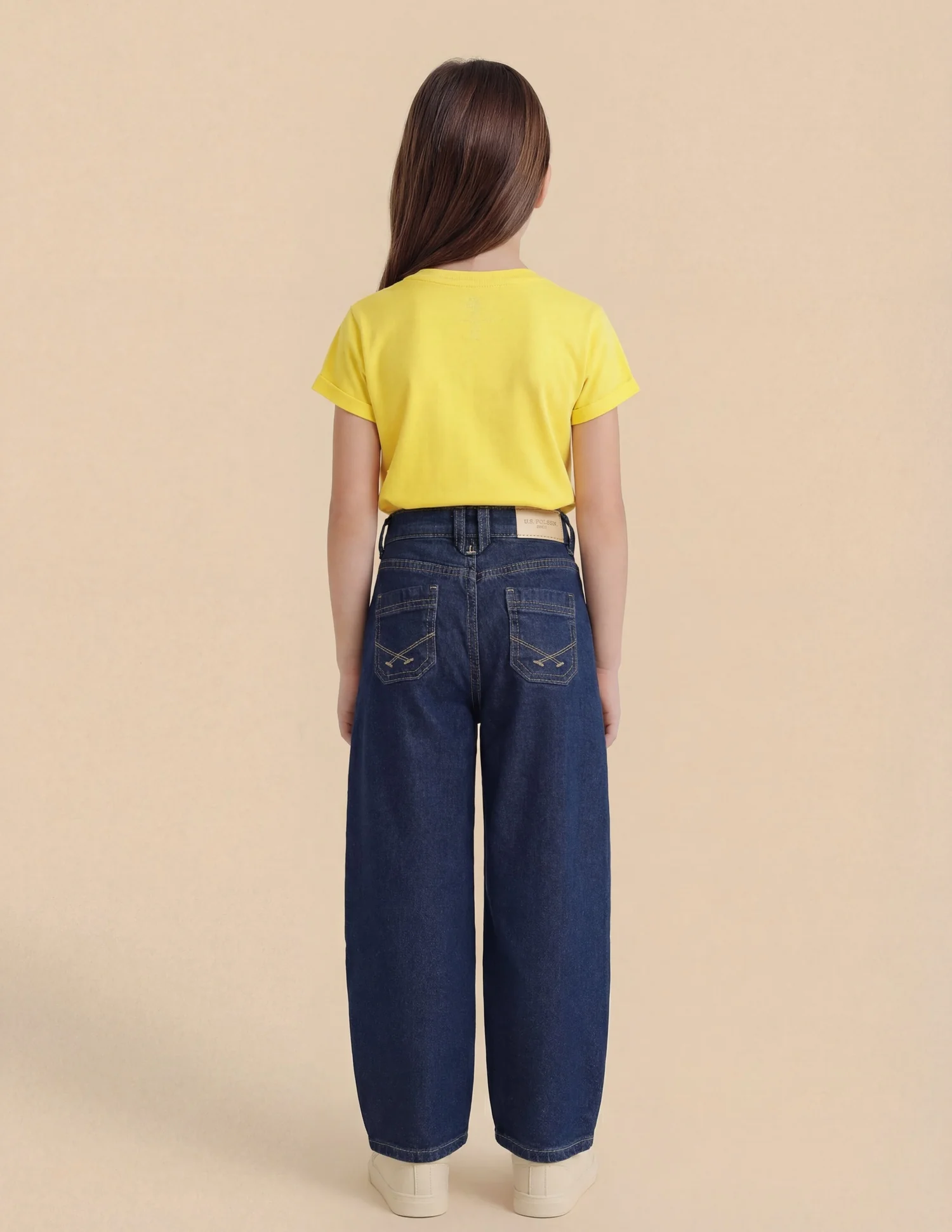Girls Rinsed Barrel Fit Jeans - Image 4