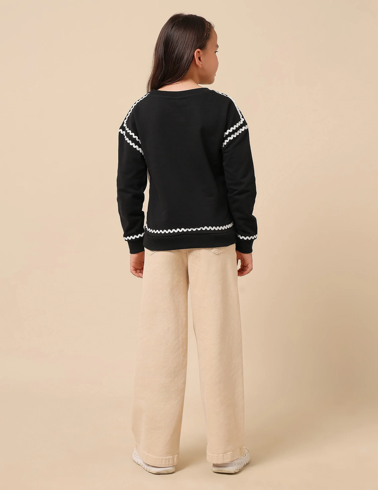 Girls Solid Lace Trim Sweatshirt - Image 5