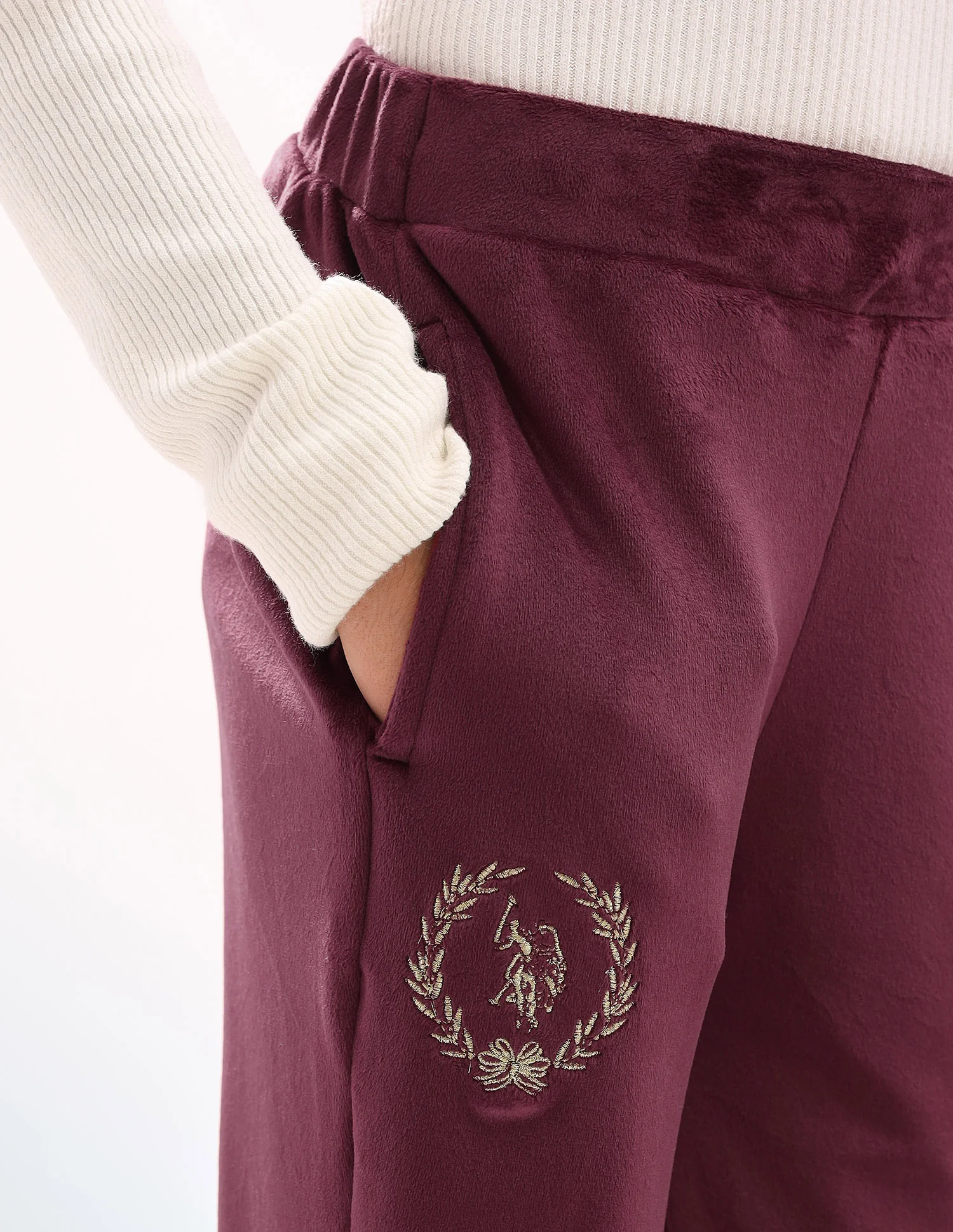 Girls Solid Regular Fit Flared Track Pants - Image 7