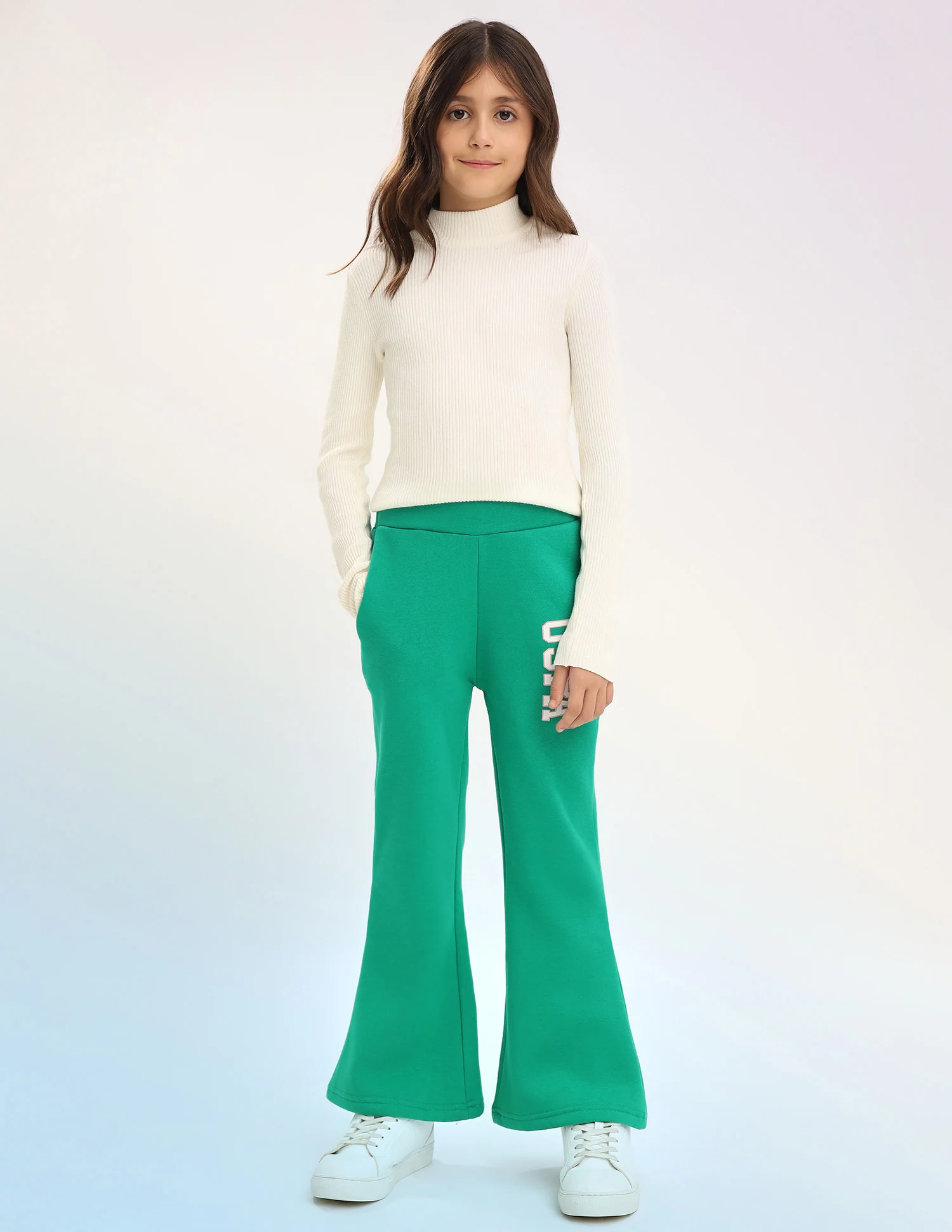 Girls Solid Regular Fit Flared Track Pants - Image 3