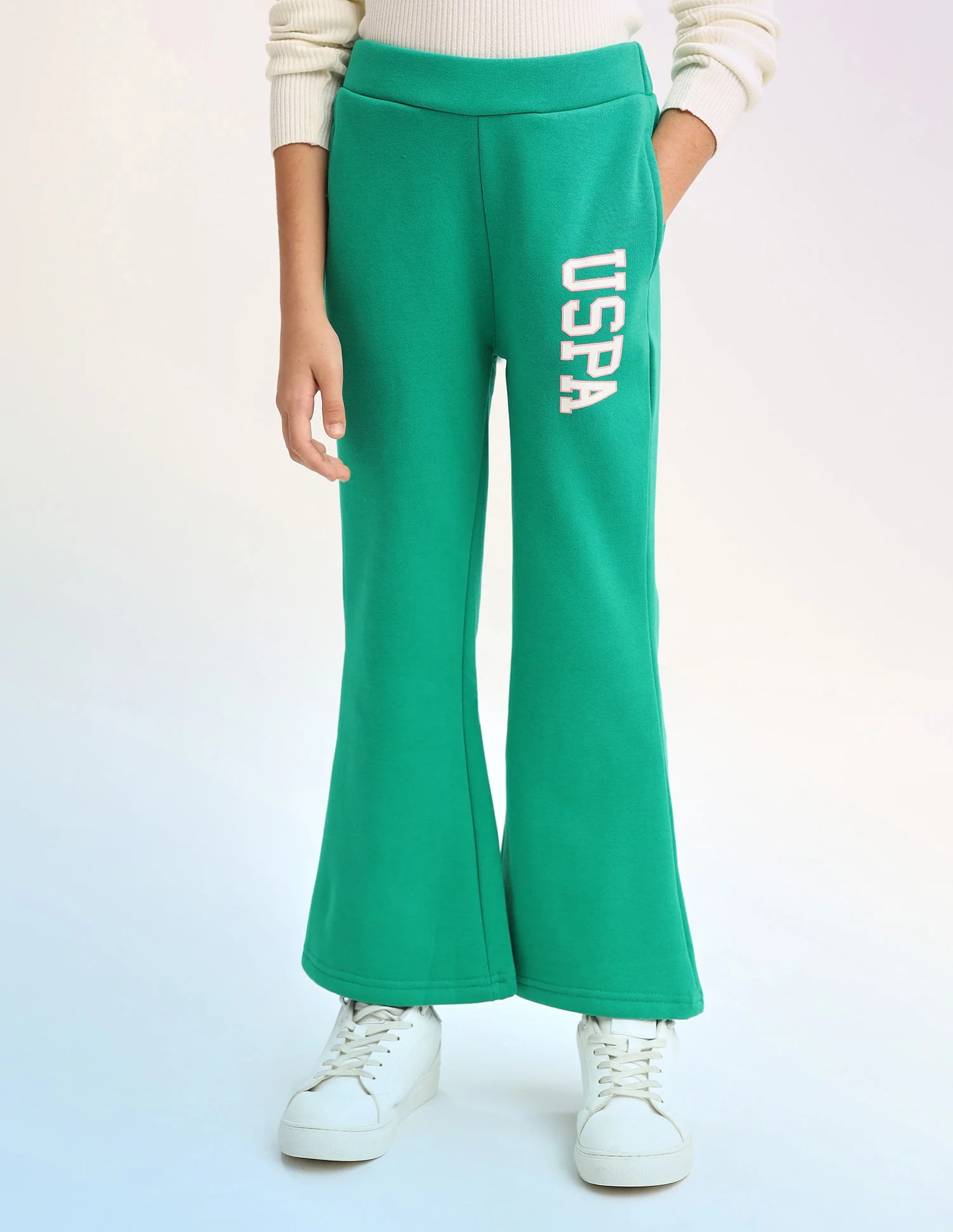 Girls Solid Regular Fit Flared Track Pants - Image 6