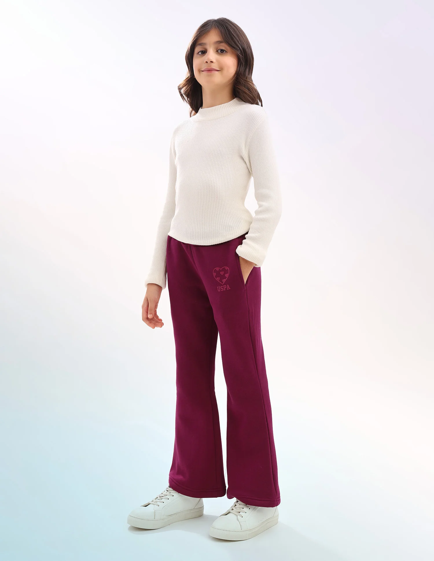 Girls Solid Regular Fit Flared Track Pants - Image 4