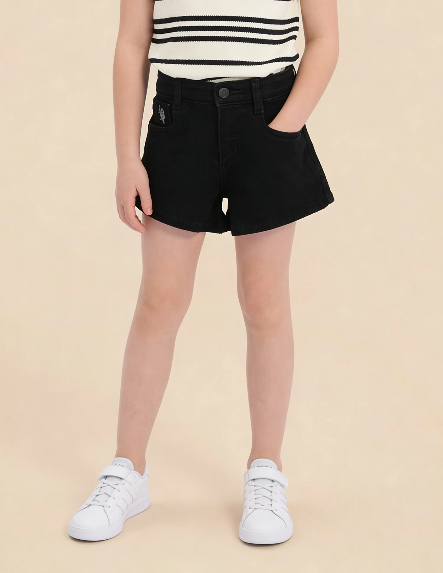 Girls Solid Regular Fit Shorts - Image 3
