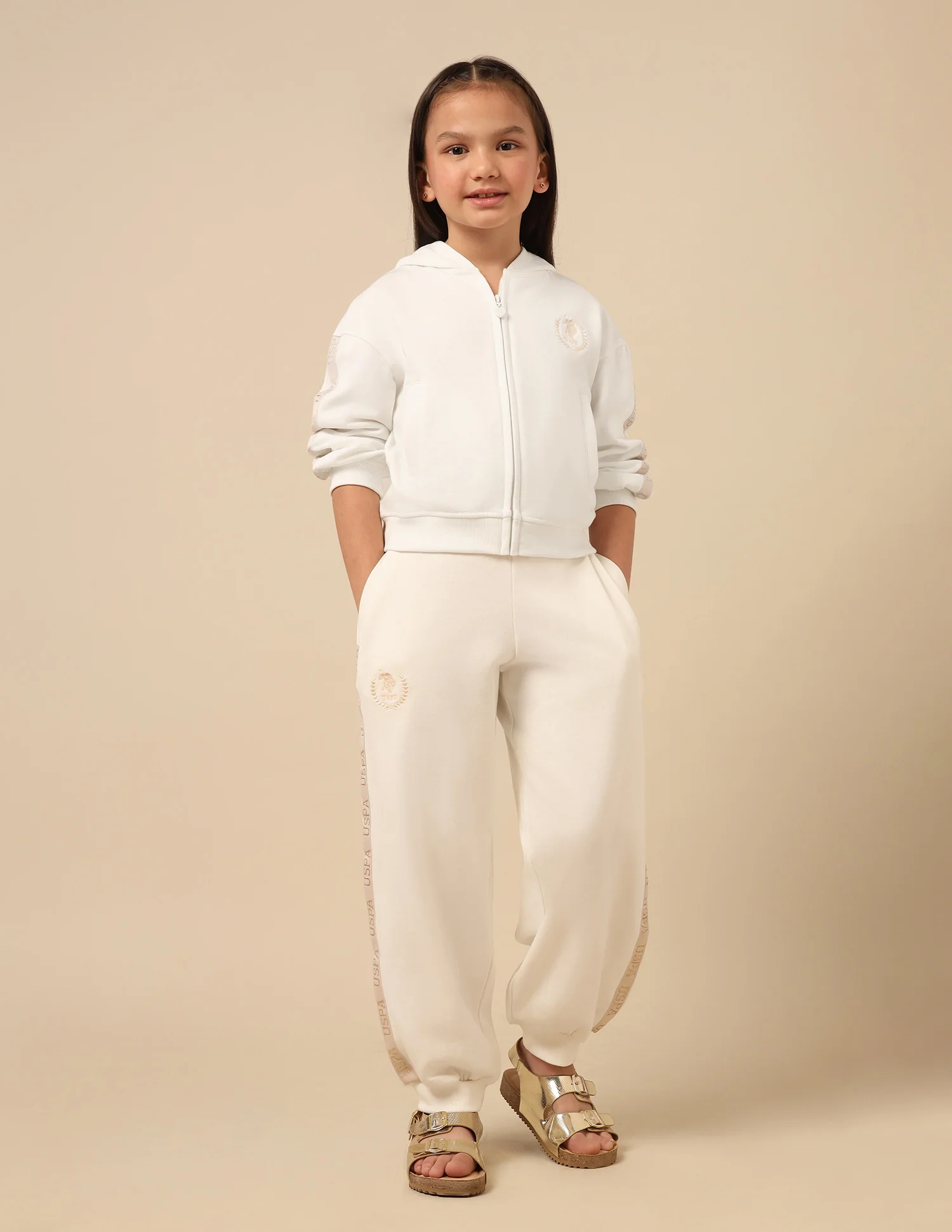 Girls Solid Regular Fit Sweatshirt - Image 3