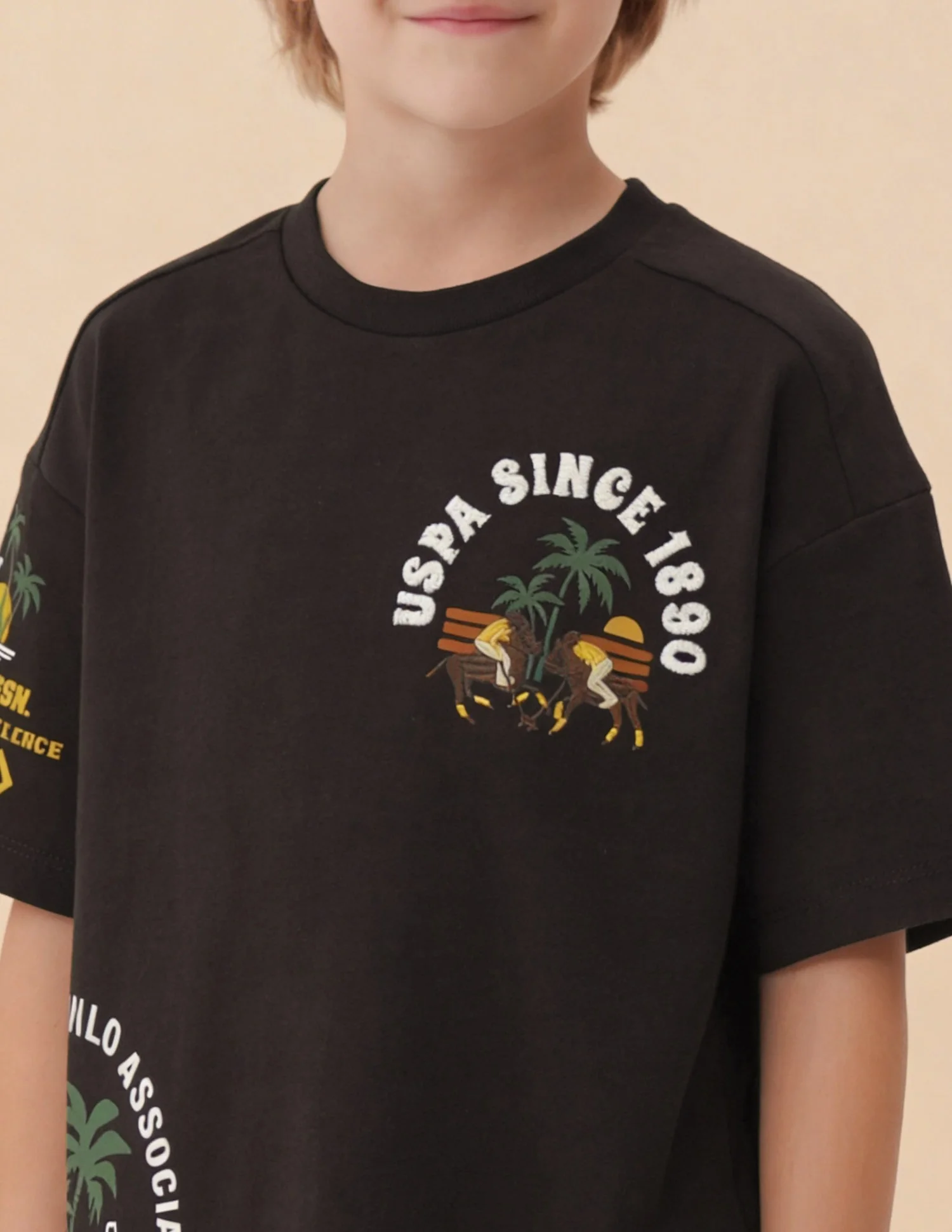 Graphic Brand Embroidered Oversized Fit T-Shirt - Image 6