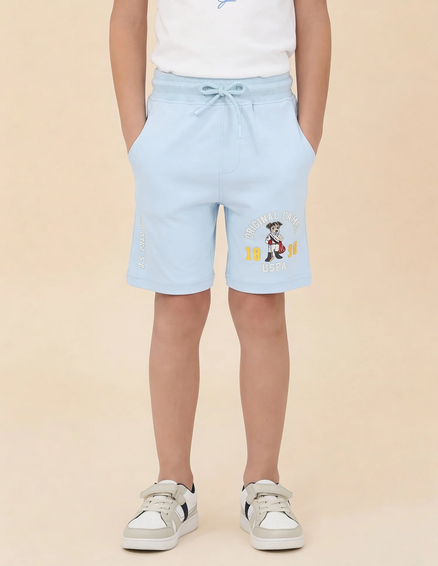 Graphic Brand Printed Regular Fit Shorts - Image 3