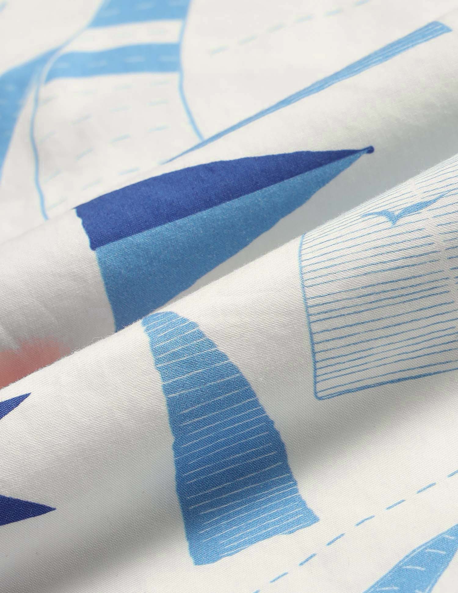 Graphic Printed Regular Fit Shirt - Image 2
