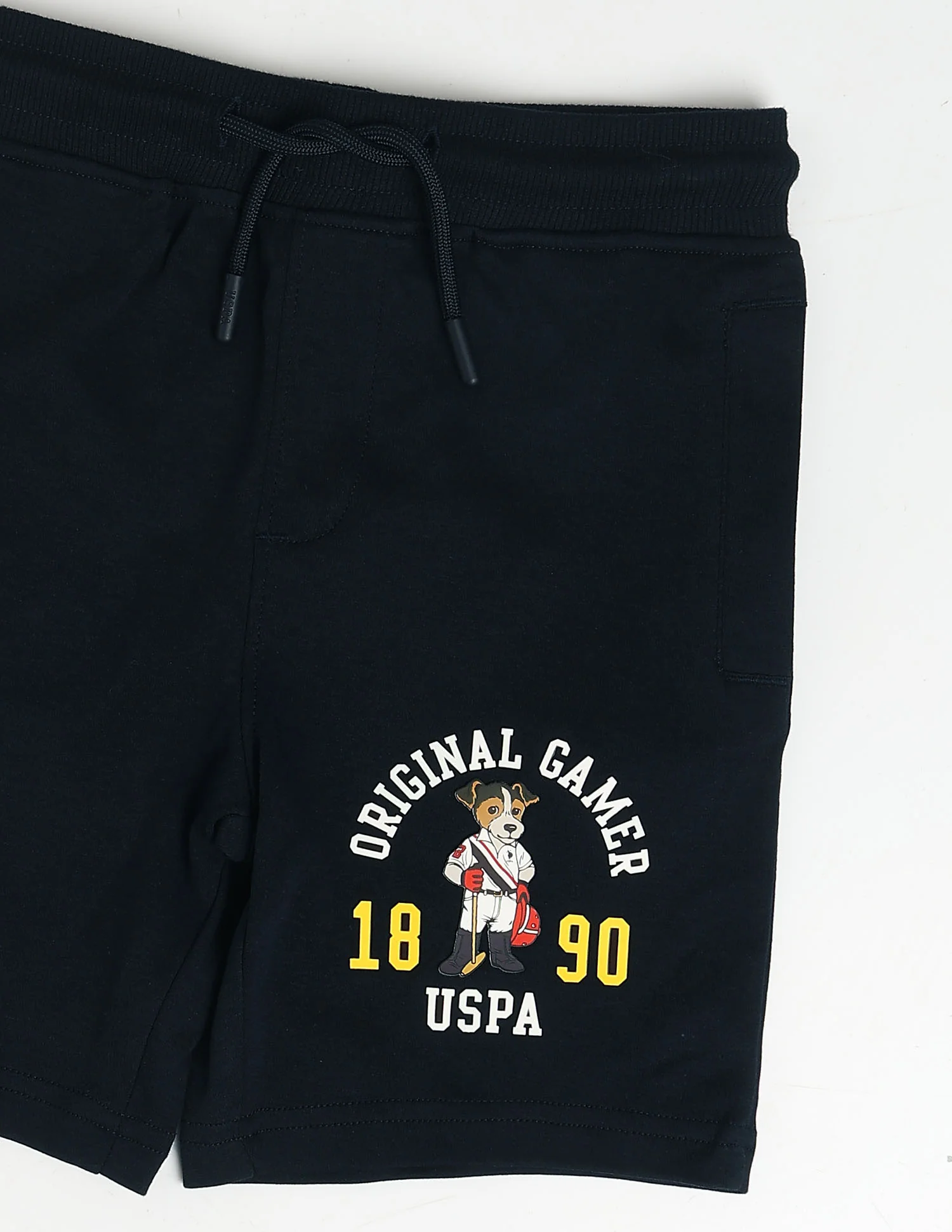 Graphic Printed Regular Fit Shorts - Image 2