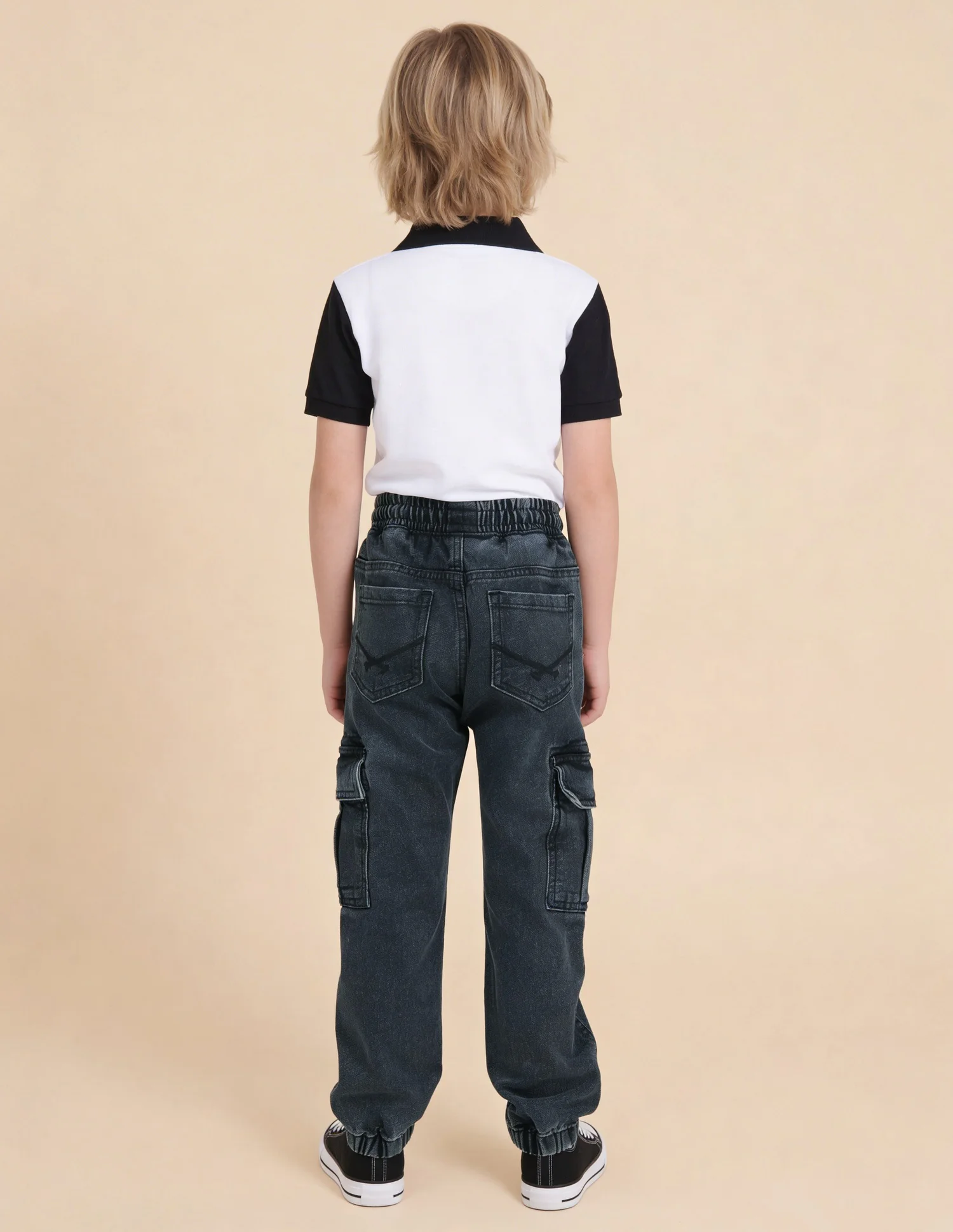 Mid Rise Regular Fit Cargo Jeans - Image 4