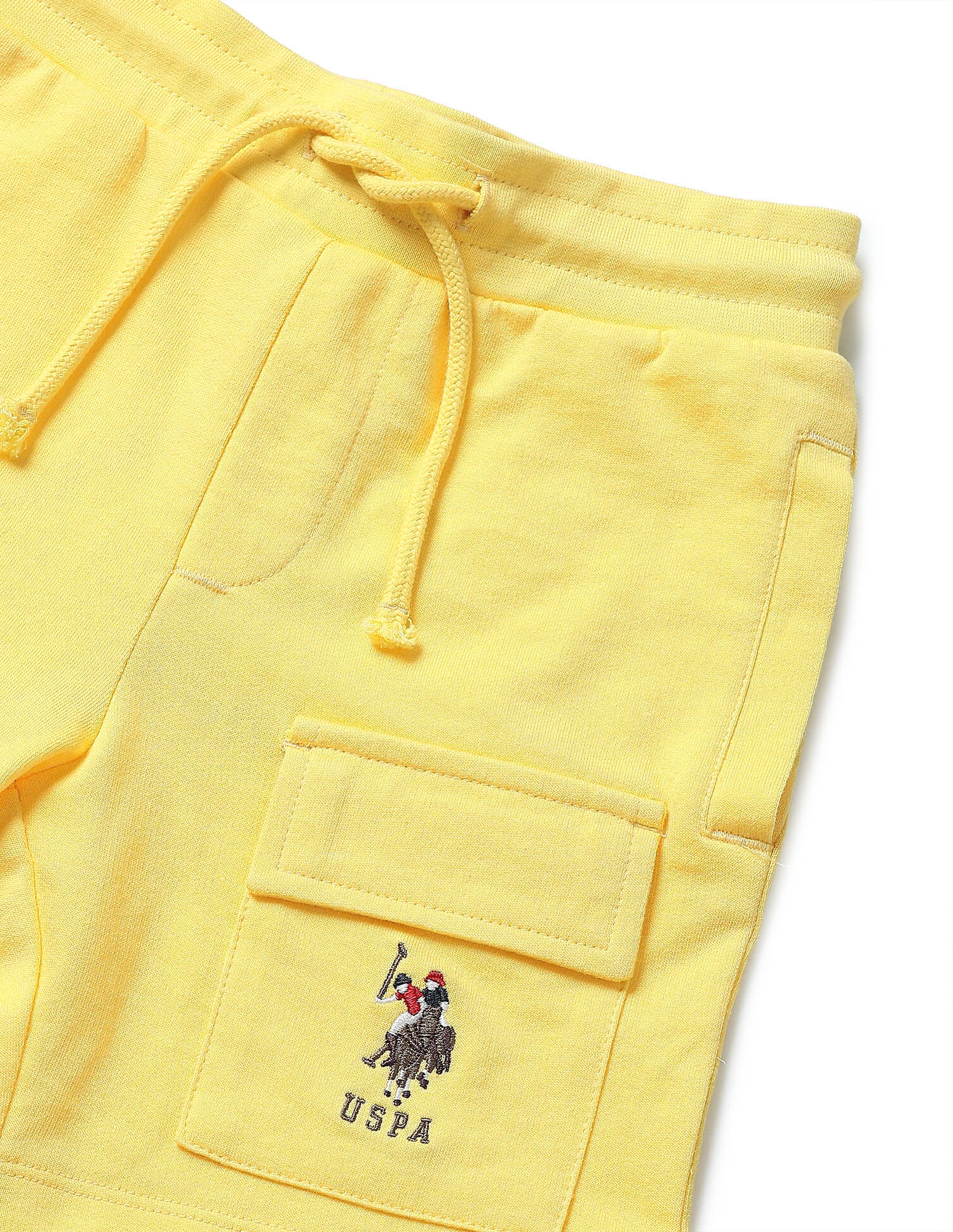 Mid rise Regular Fit Shorts - Image 2