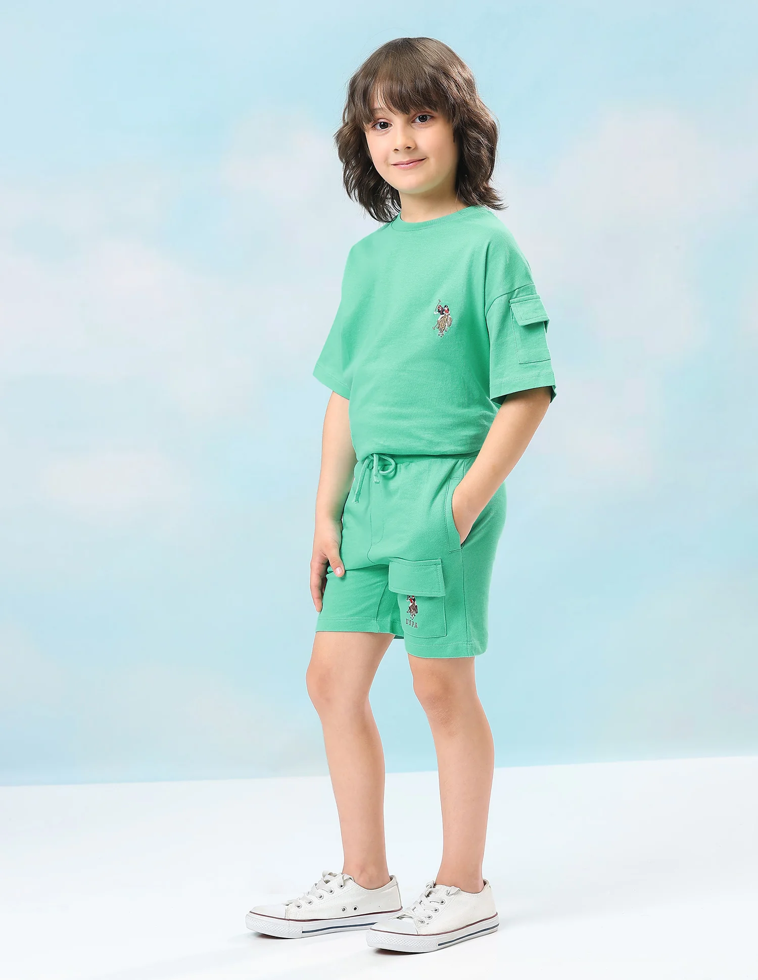 Mid rise Regular Fit Shorts - Image 3
