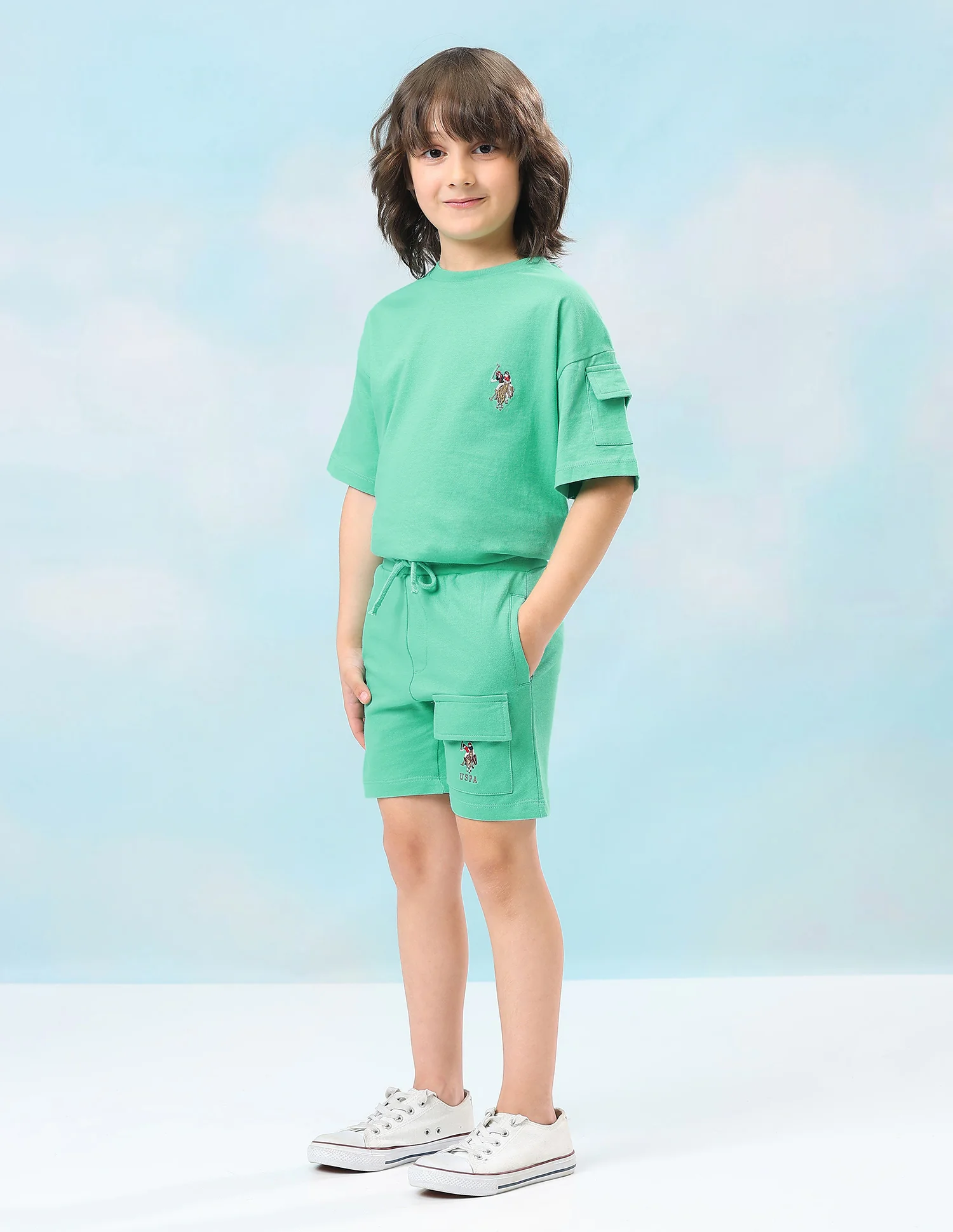 Mid rise Regular Fit Shorts - Image 4