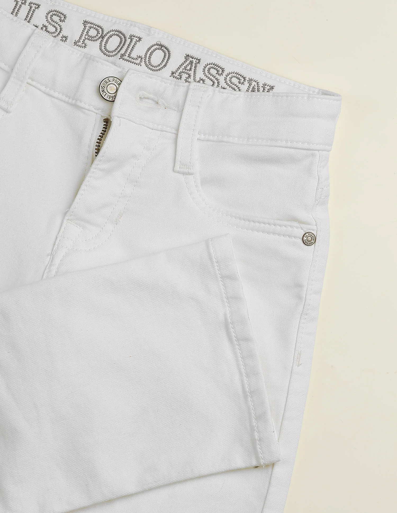 Mid Rise Relaxed Fit Jeans - Image 2