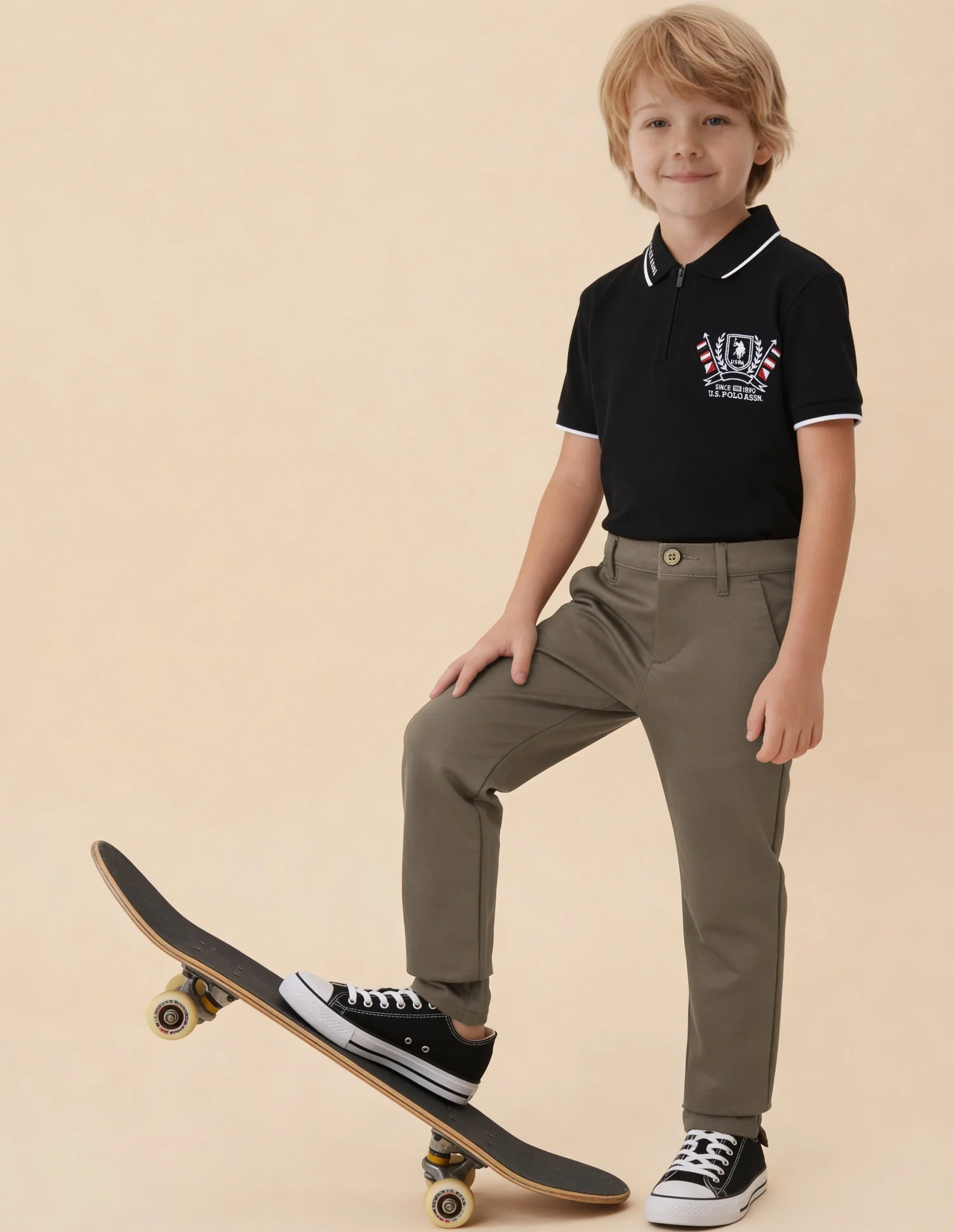 Mid Rise Slim Fit Trousers
