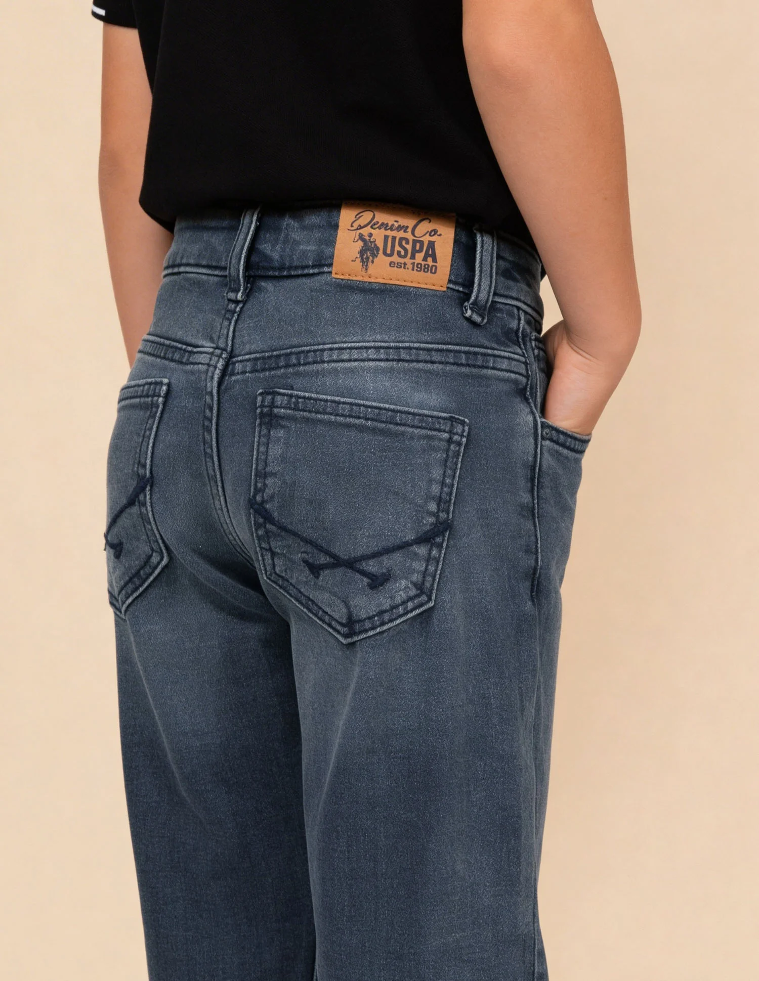 Relaxed Fit Blue Jeans - Image 5