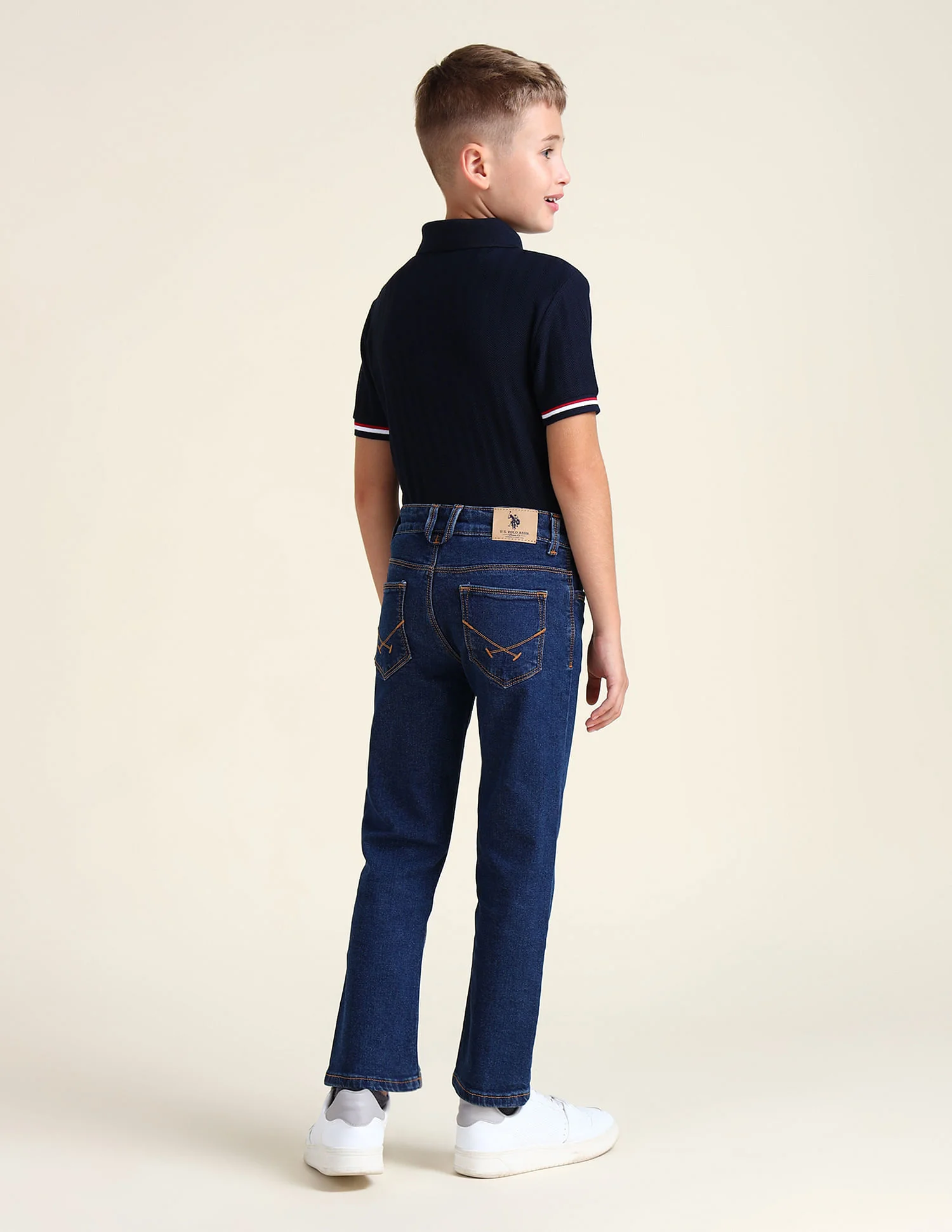 Relaxed Fit Dark Washed Jeans - Image 4