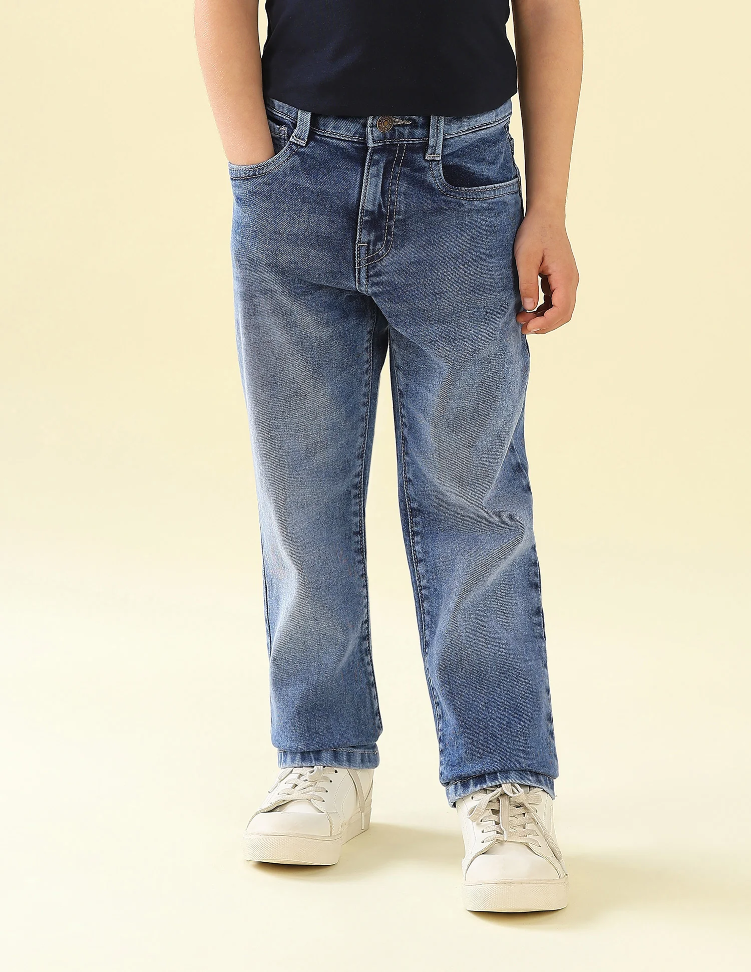 Relaxed Fit Whiskered Jeans - Image 6