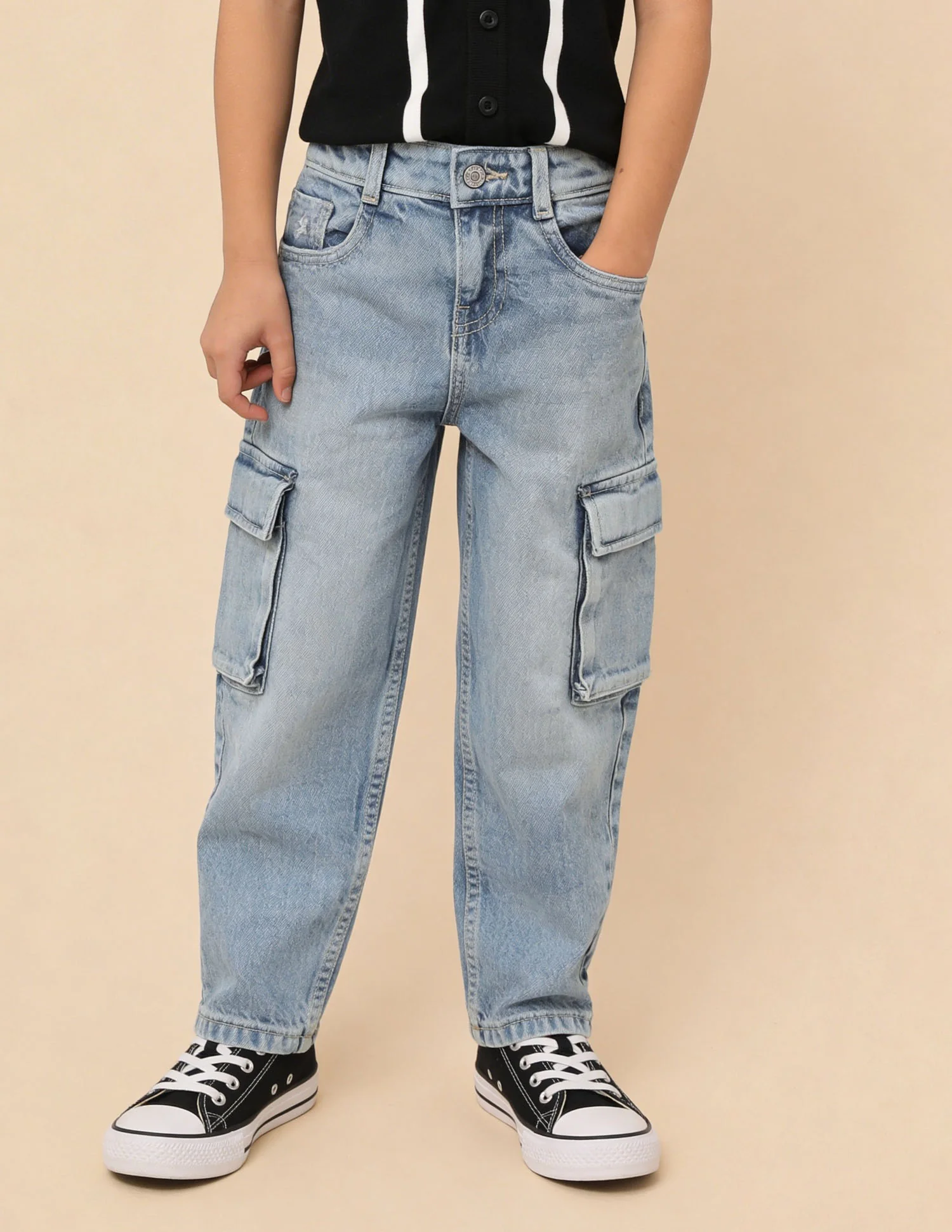 Stone Washed Baggy Fit Cargo Jeans - Image 3
