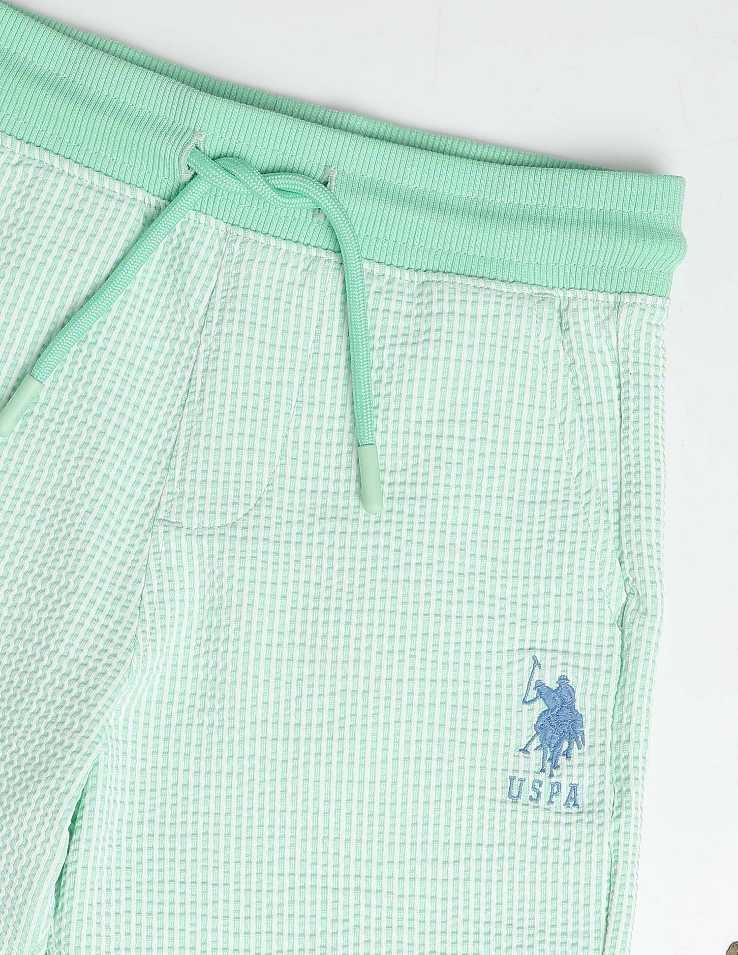 Textured Regular Fit Shorts - Image 2