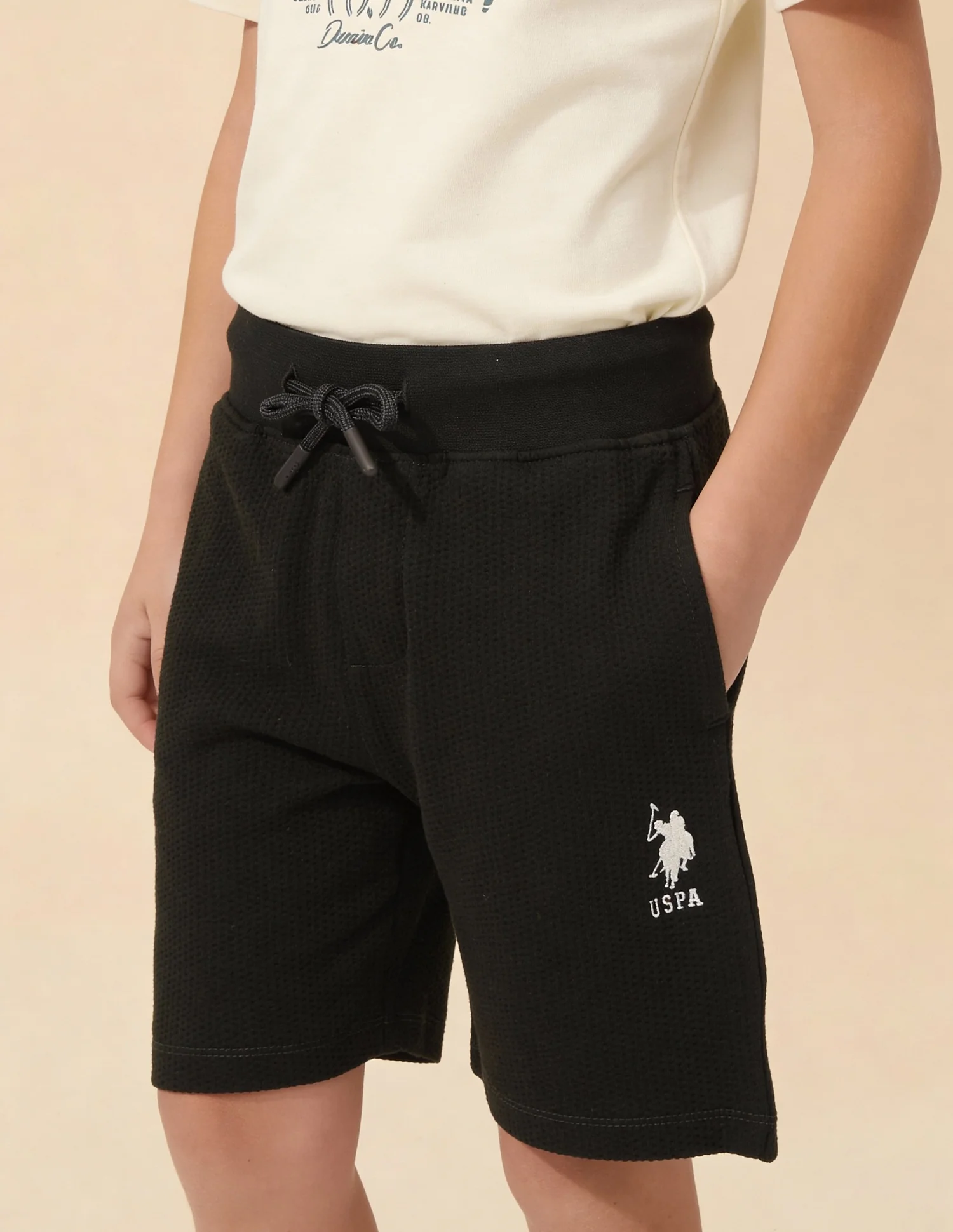Textured Regular Fit Shorts - Image 5