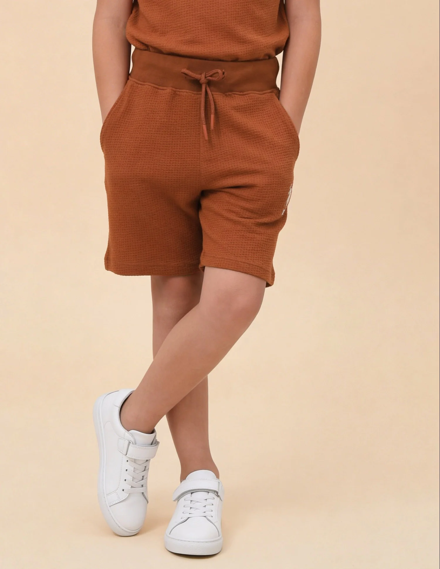 Textured Regular Fit Shorts - Image 3