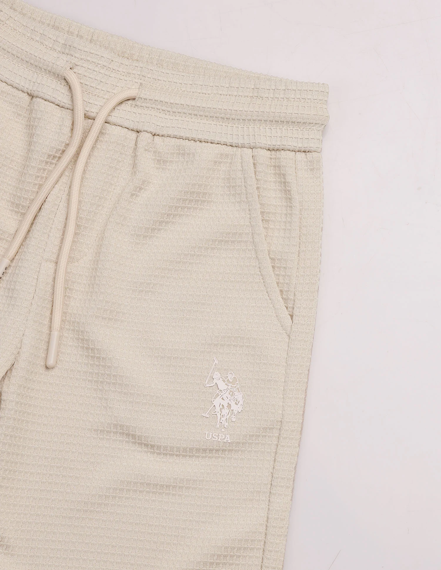 Textured Regular Fit Shorts - Image 2