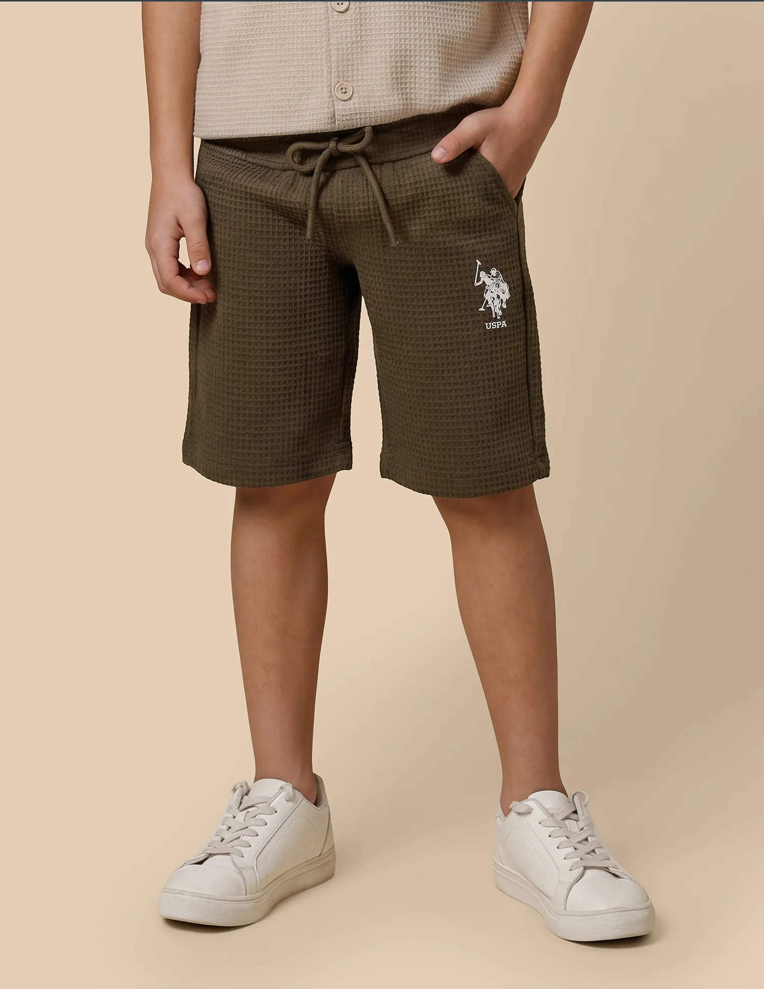Textured Regular Fit Shorts - Image 3
