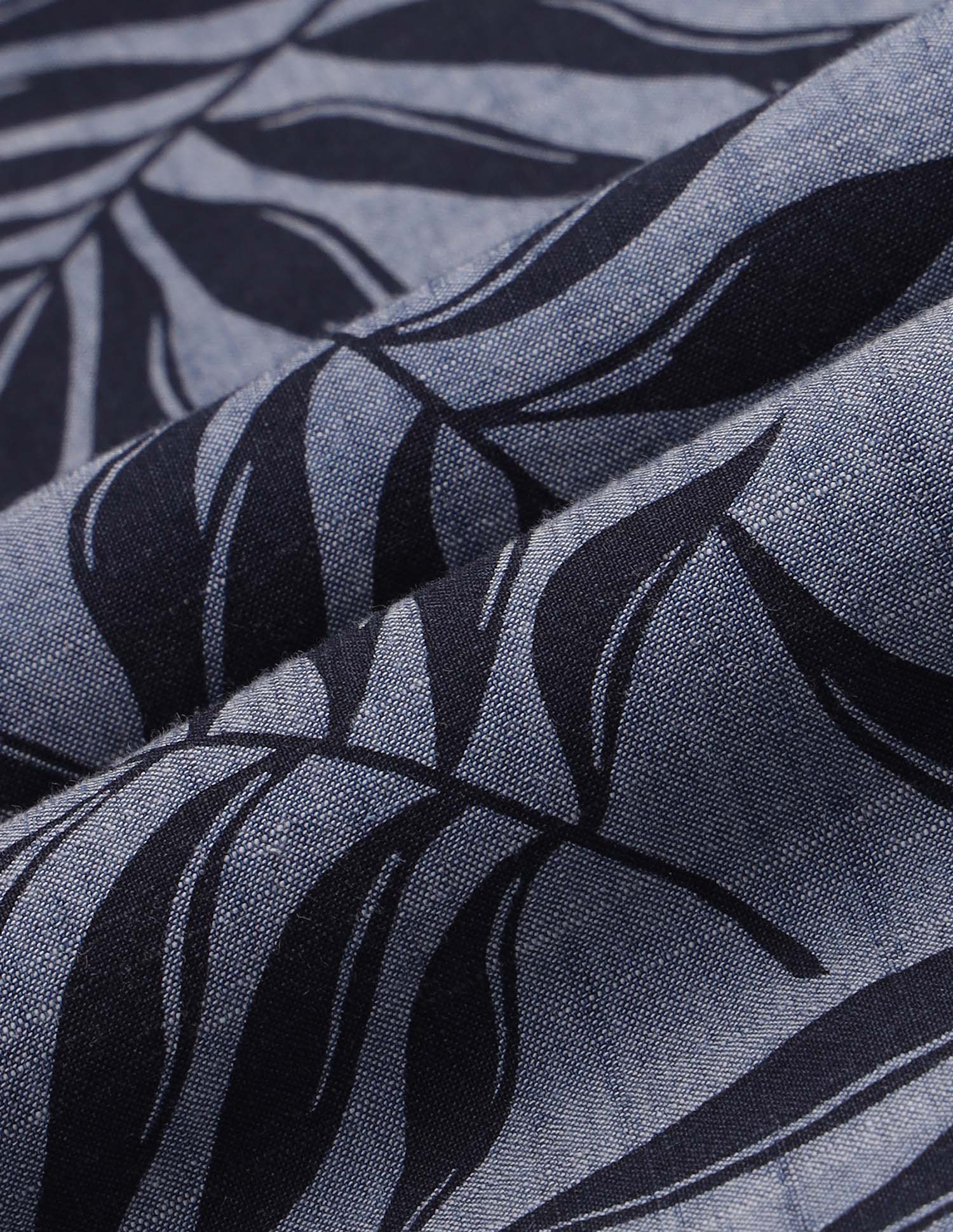 Tropical Printed Regular Fit Shirt - Image 2