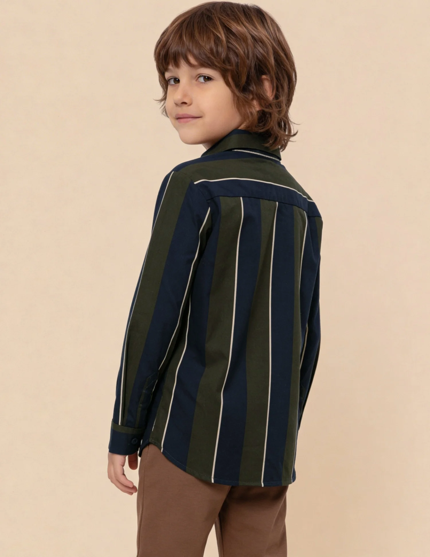 Vertical Striped Regular Fit Shirt - Image 5