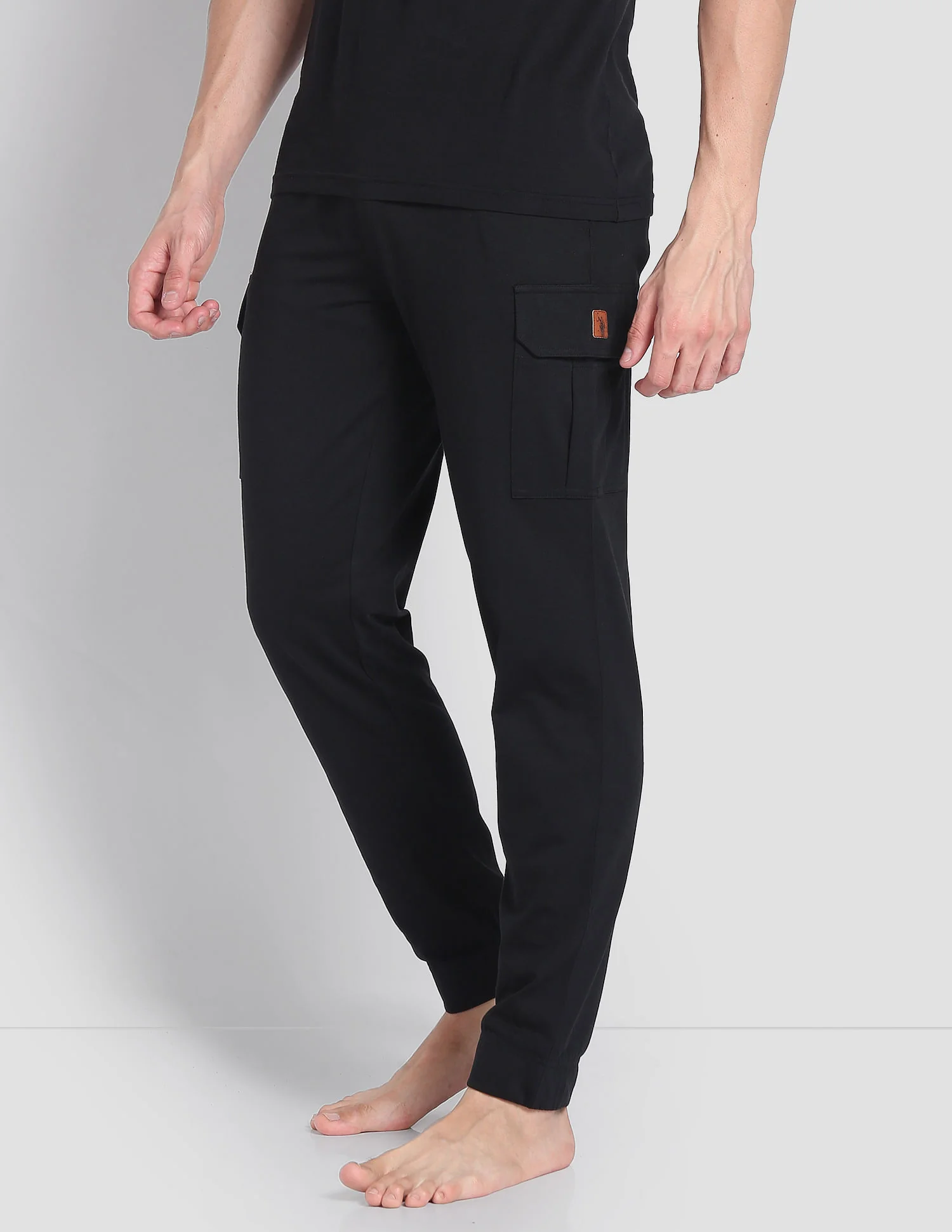 Men Mid Rise Lightweight Utility Cargo Joggers - Image 4