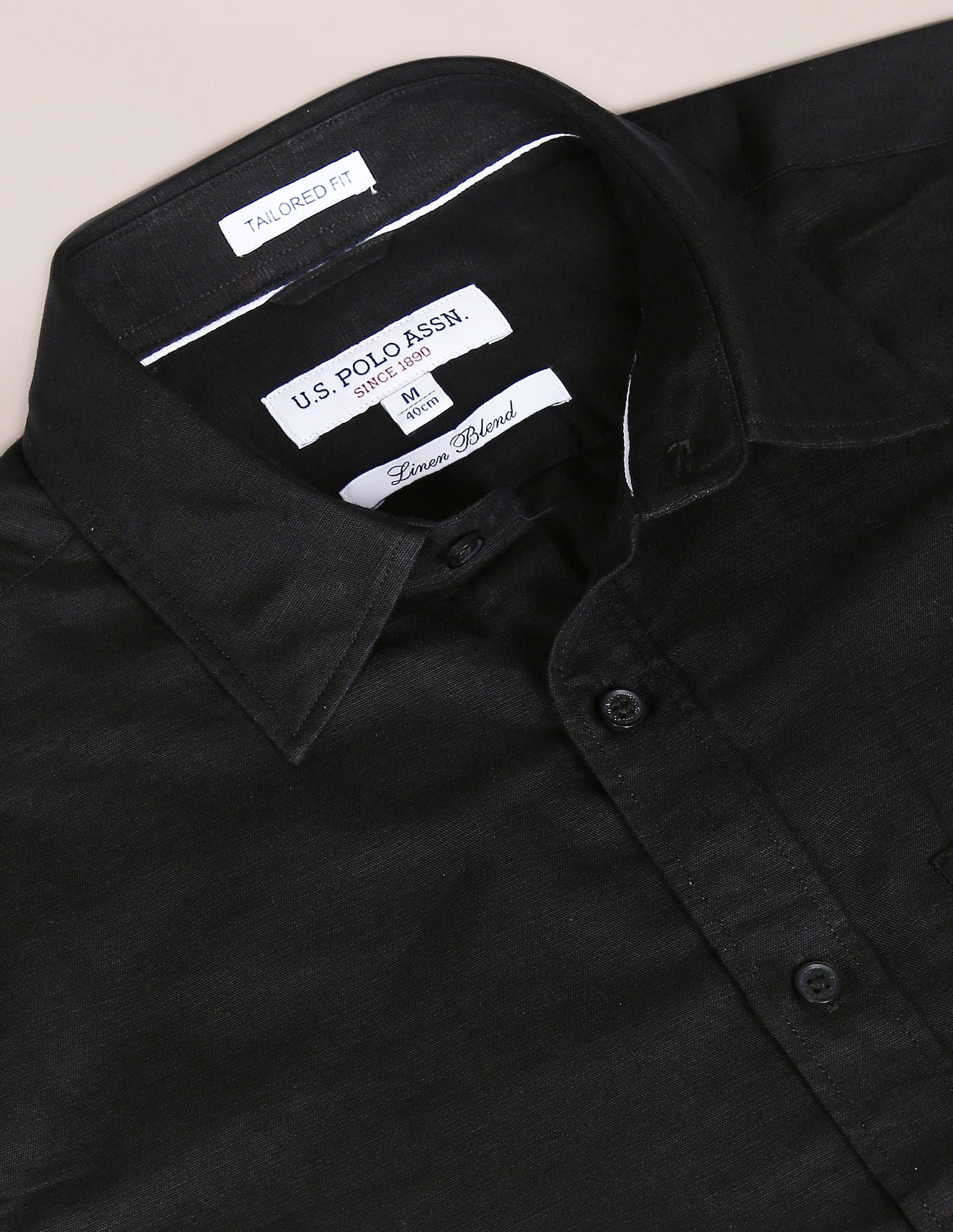Men Black Chest Pocket Solid Casual Shirt - Image 2