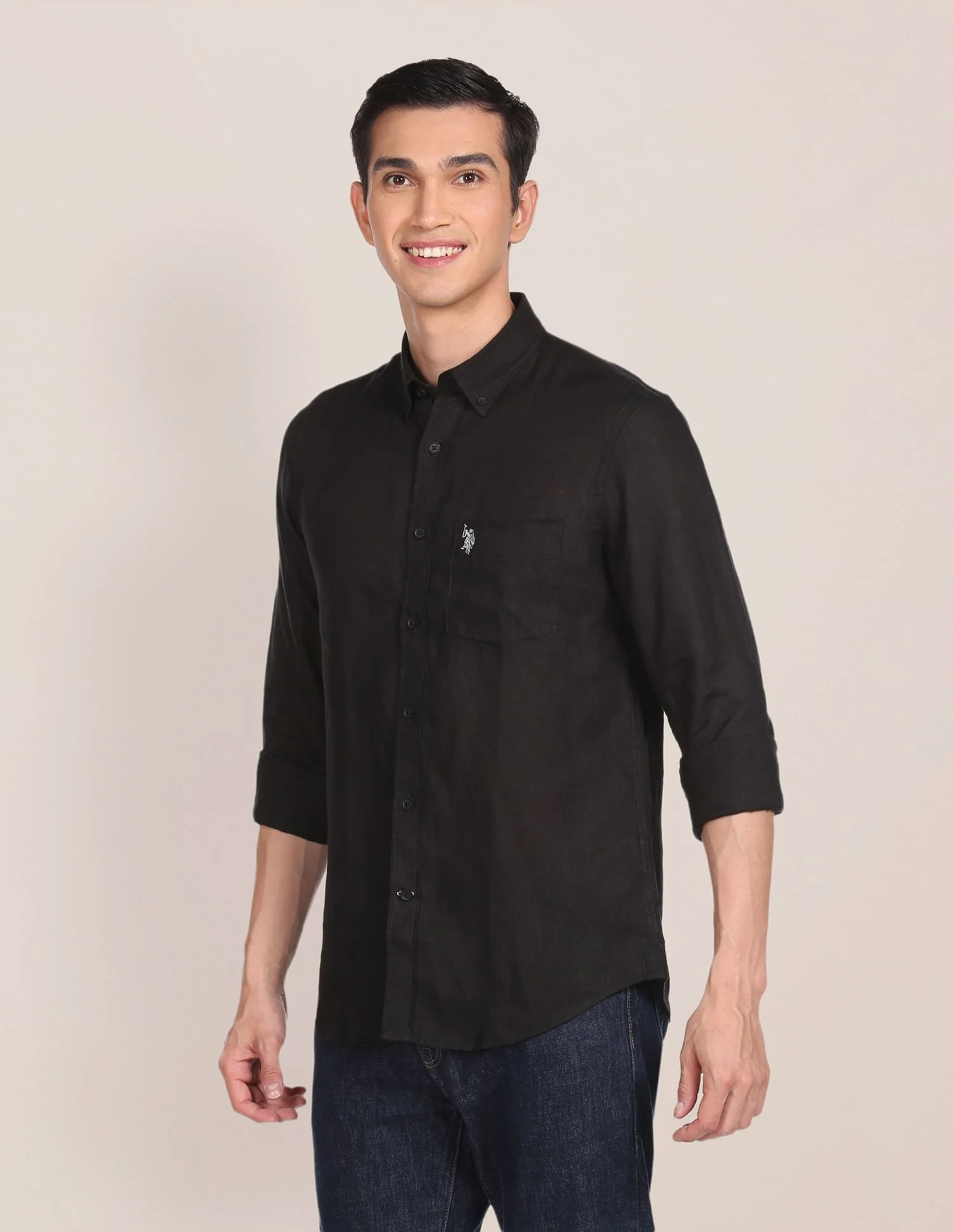 Men Black Linen Solid Casual Shirt - Image 4