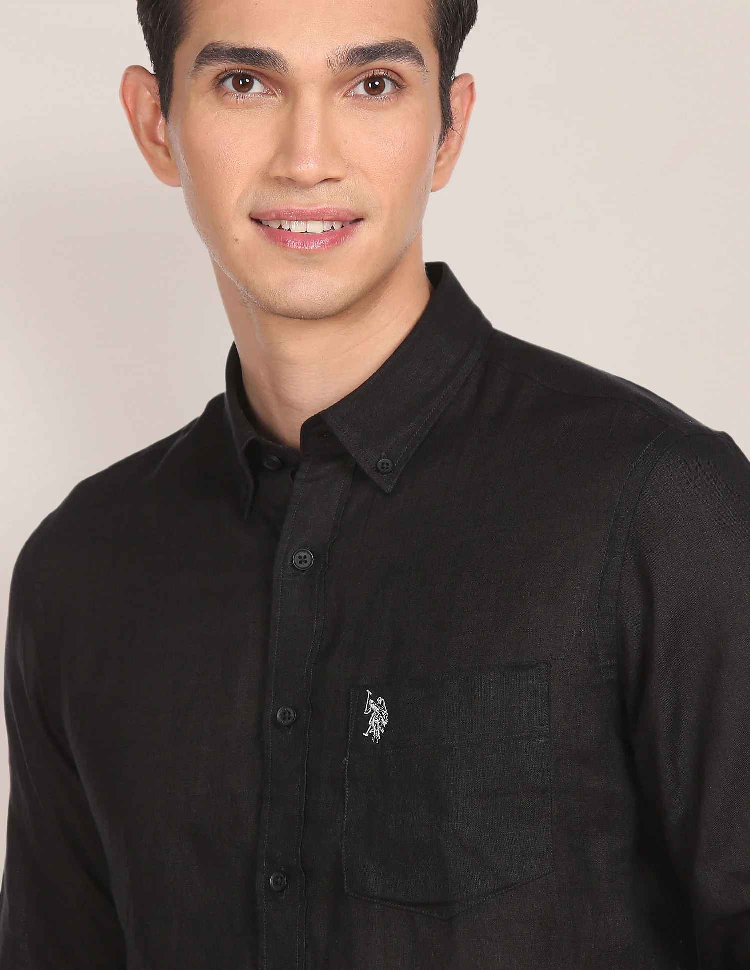 Men Black Linen Solid Casual Shirt - Image 6