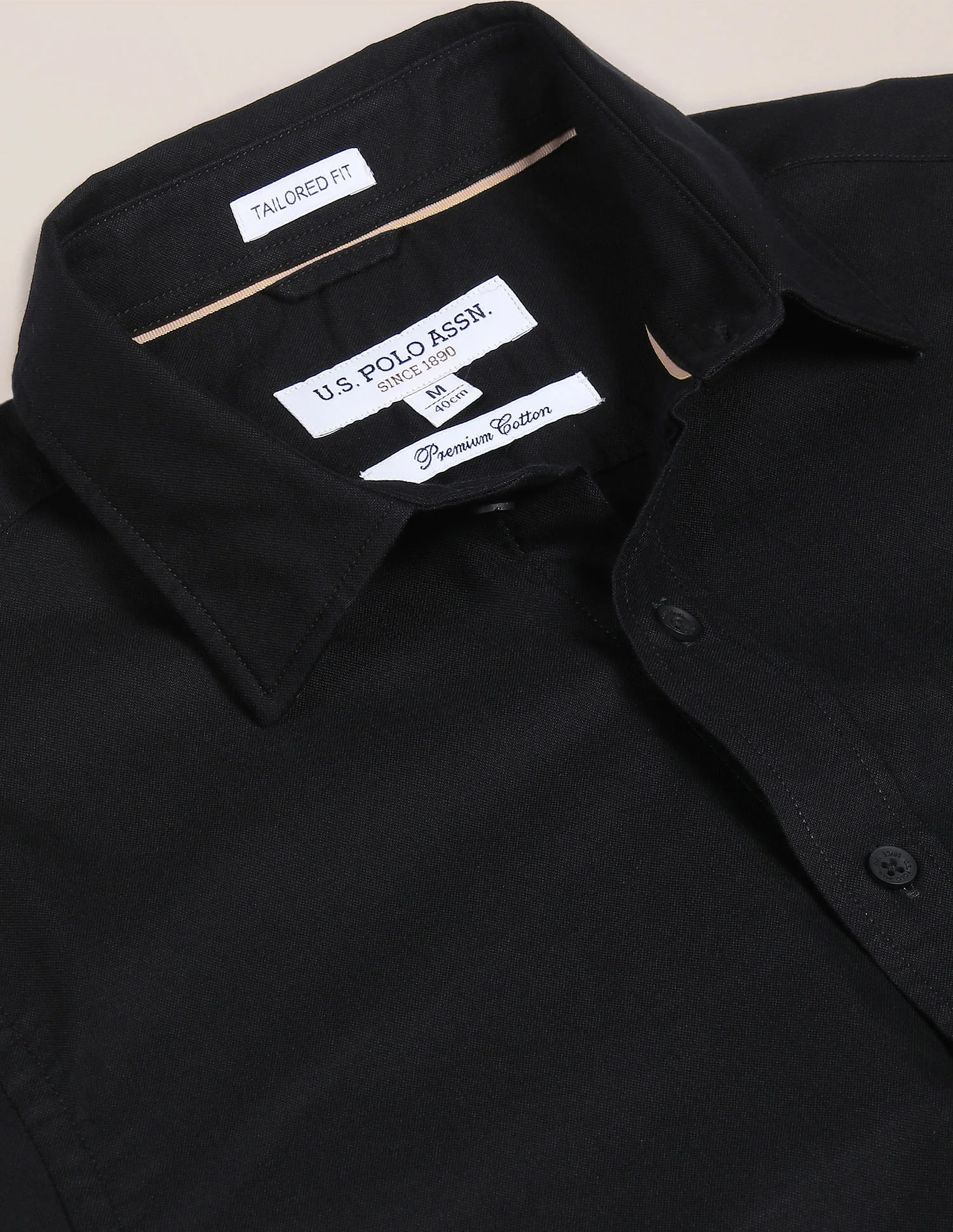 Men Black Premium Cotton Solid Casual Shirt - Image 2