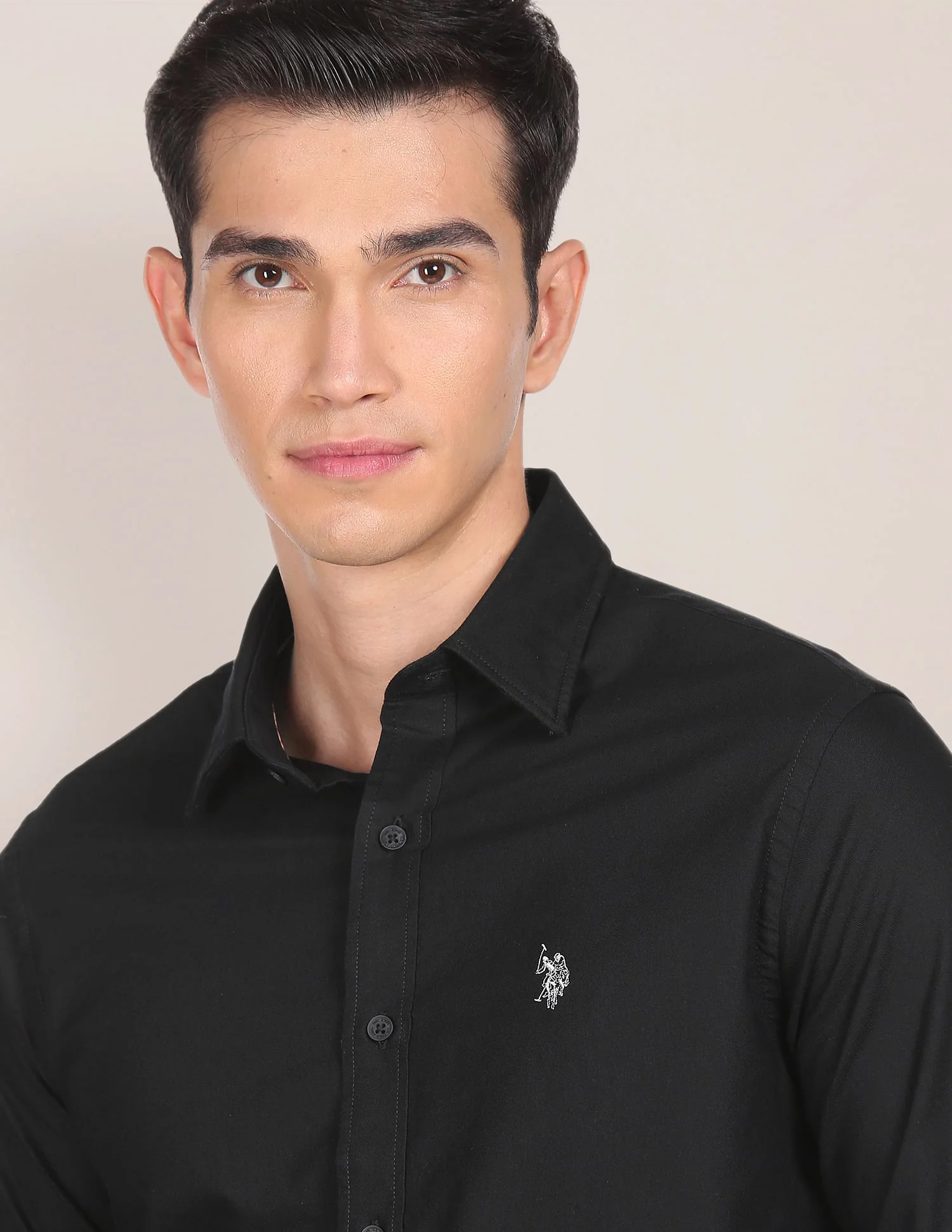 Men Black Premium Cotton Solid Casual Shirt - Image 6